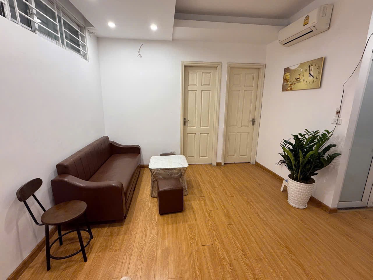 Bán căn hộ chung cư mini phố Quan Nhân 60m 2PN Ôtô tránh 4