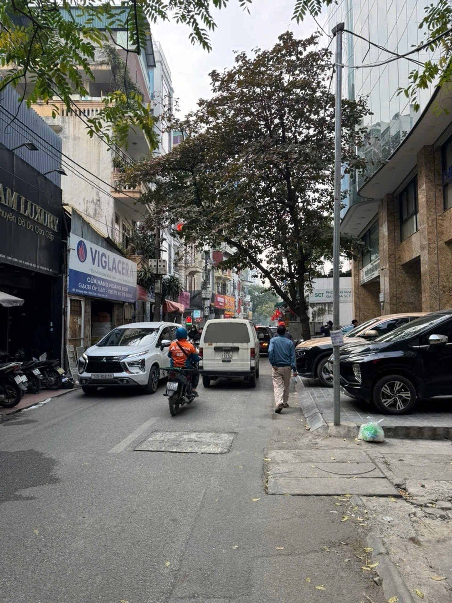 Chuyển nhà Đức Giang Long Biên 9 tỷ 50m gần phố lớn sổ đỏ vuông vắn 2
