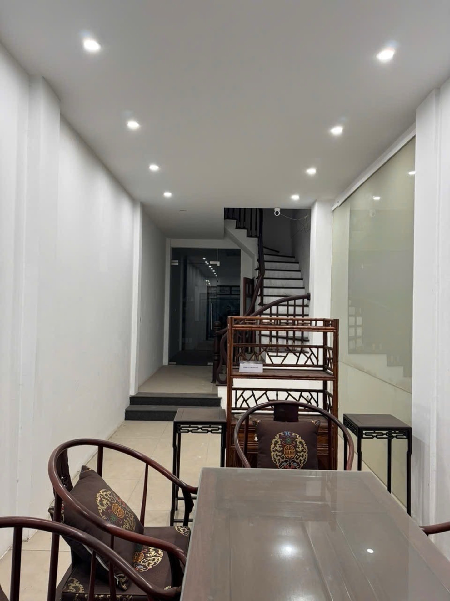 Chuyển nhà Đức Giang Long Biên 9 tỷ 50m gần phố lớn sổ đỏ vuông vắn 3
