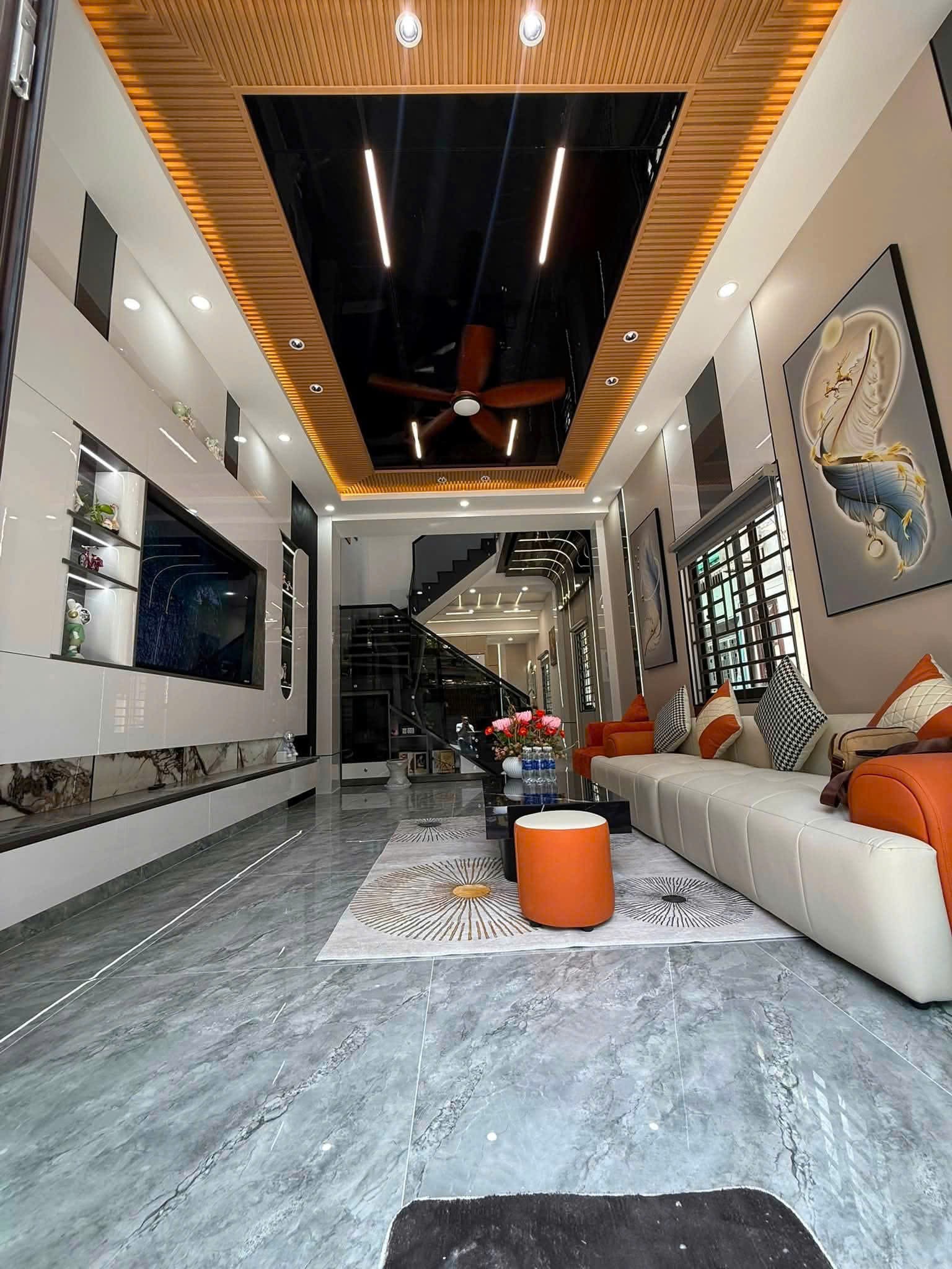 Siêu phẩm MT đường 7.5m lề 4m+ kẹp kiệt bên hông 3m Nguyễn Phước Nguyên 2