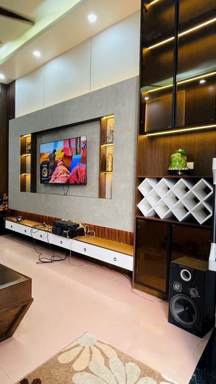Bán nhà ngõ phố Quang Trung đối diện Viện Mắt, TP HD, 45.6m2, mt 4m, 3 ngủ, 2 vs, nhà dân xây