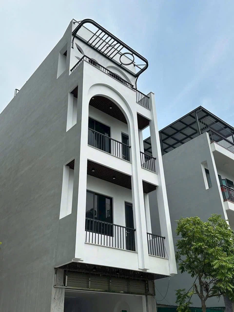 Bán nhà 4 tầng mặt phố KĐT Tân Phú Hưng, ph Tân Hưng, TP Hải Dương, 67.5m2, mt 4.5m, chỉ 5.x tỷ