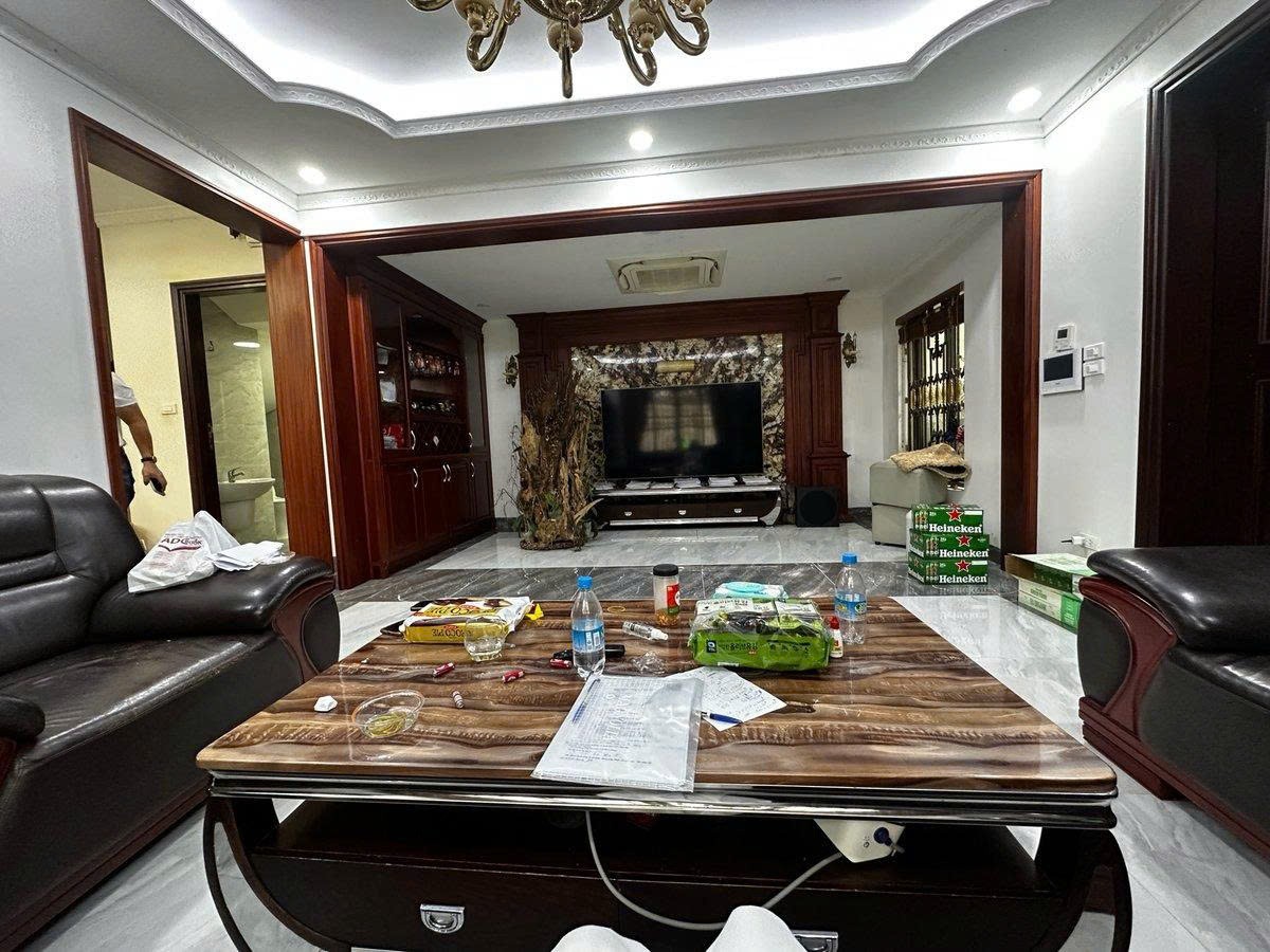 Mua nhanh BT đẹp 4 tầng KĐT Văn Phú, 210m2, mặt tiền 10m, ô chờ thang máy, giá chỉ 35 tỷ