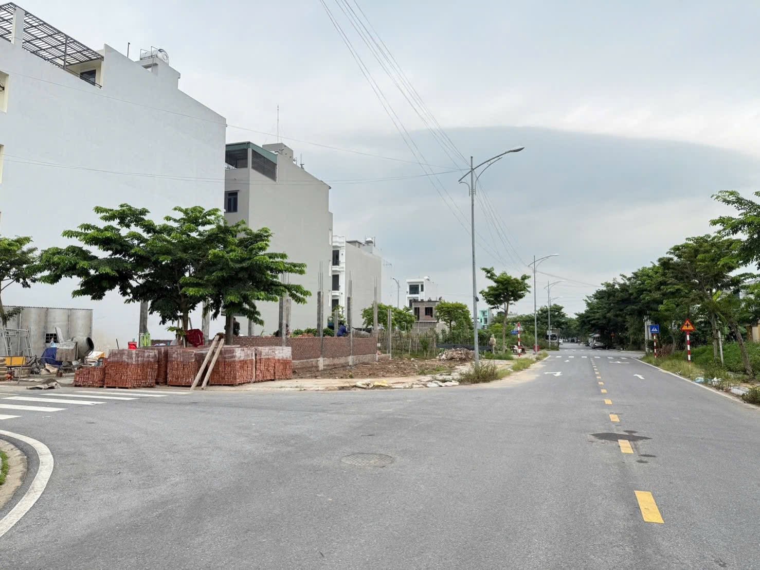 Bán đất KDC Ngọc Châu Đồng Triều, ph Ngọc Châu, TP HD, 119.2m2, mt 24m, đường 15.5m, hướng nam