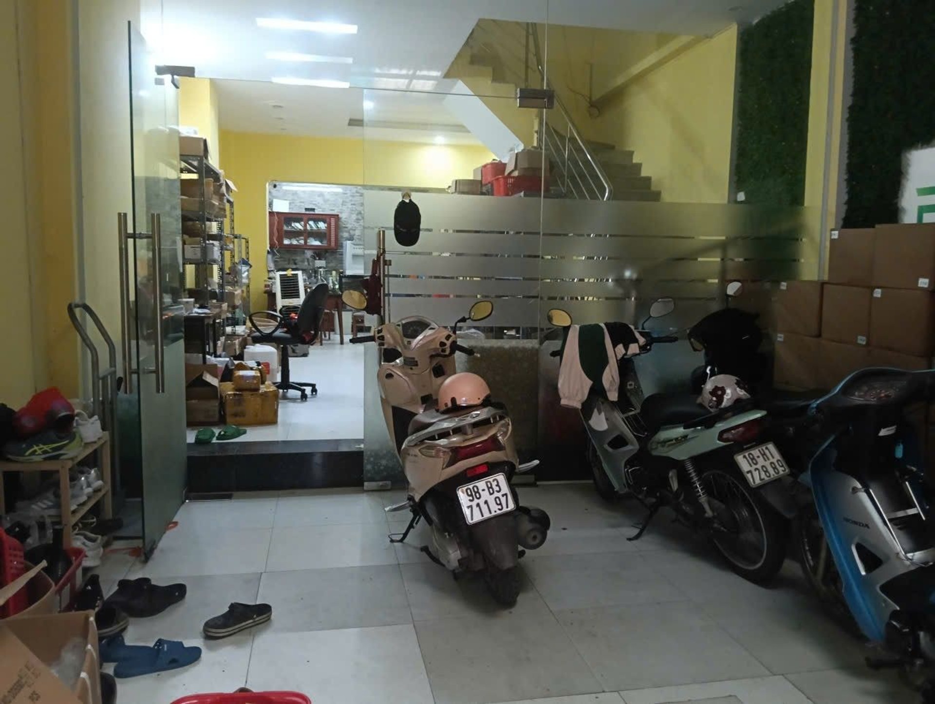 Bán nhà đẹp Thạch Bàn 12 tỷ 60m gần phố,gần công viên 4