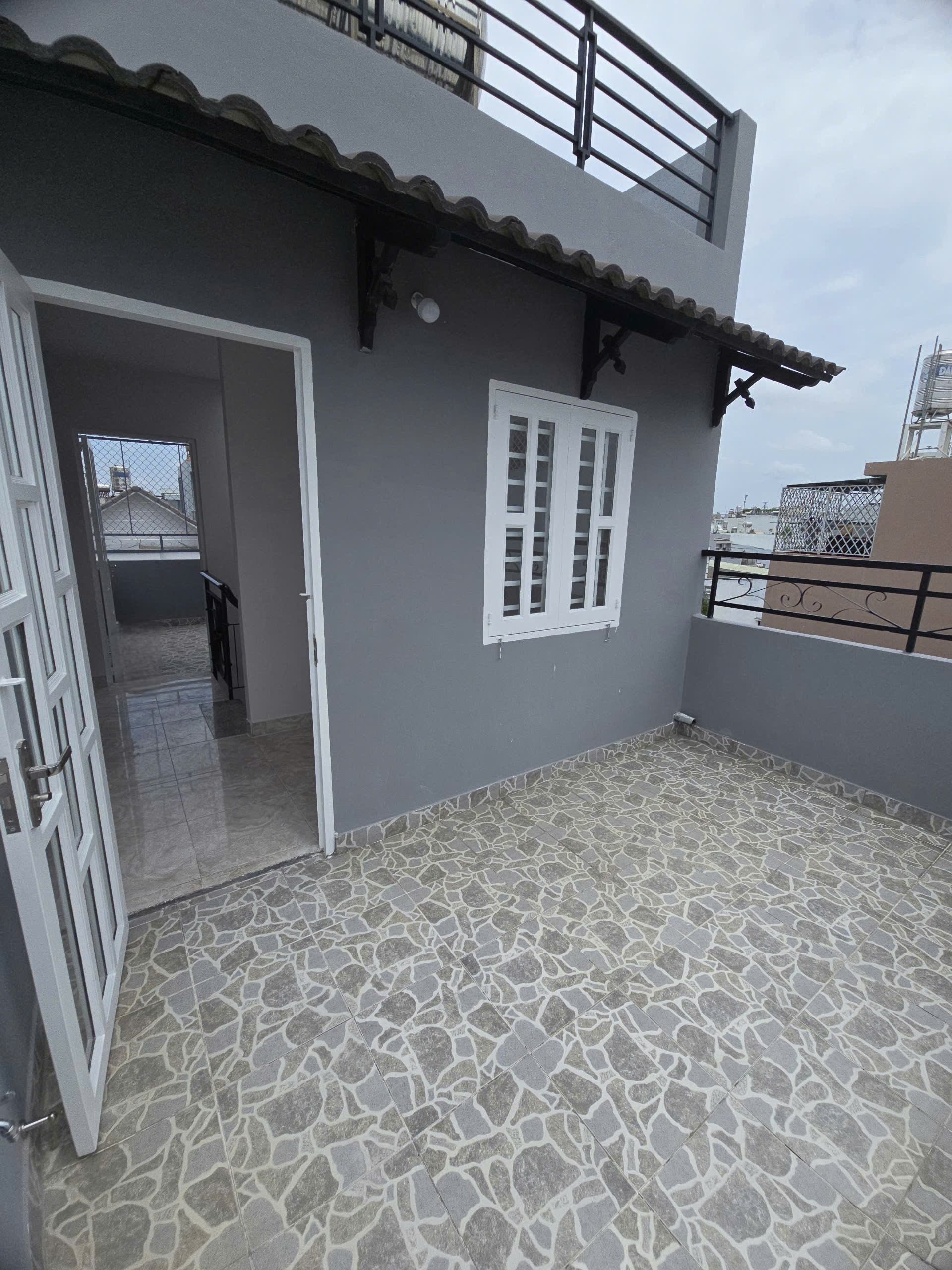 HIẾM CÓ LÊ VĂN QUỚI 40M2 4 TẦNG ĐÚC 4PN 3WC SÂN THƯỢNG SHR GIÁ 5.18 TỶ 10