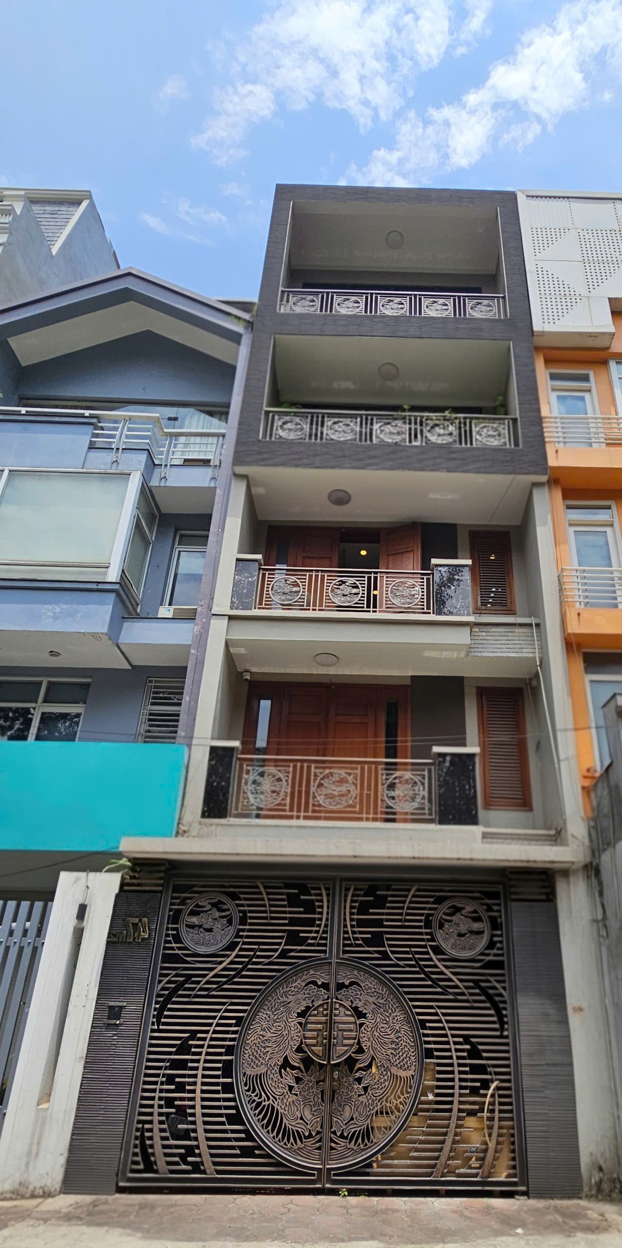 Cho thuê nhà, 94m2_ 5T; Quang Trung, Thợ Nhuộm, Trần Quốc Toản -26 tr