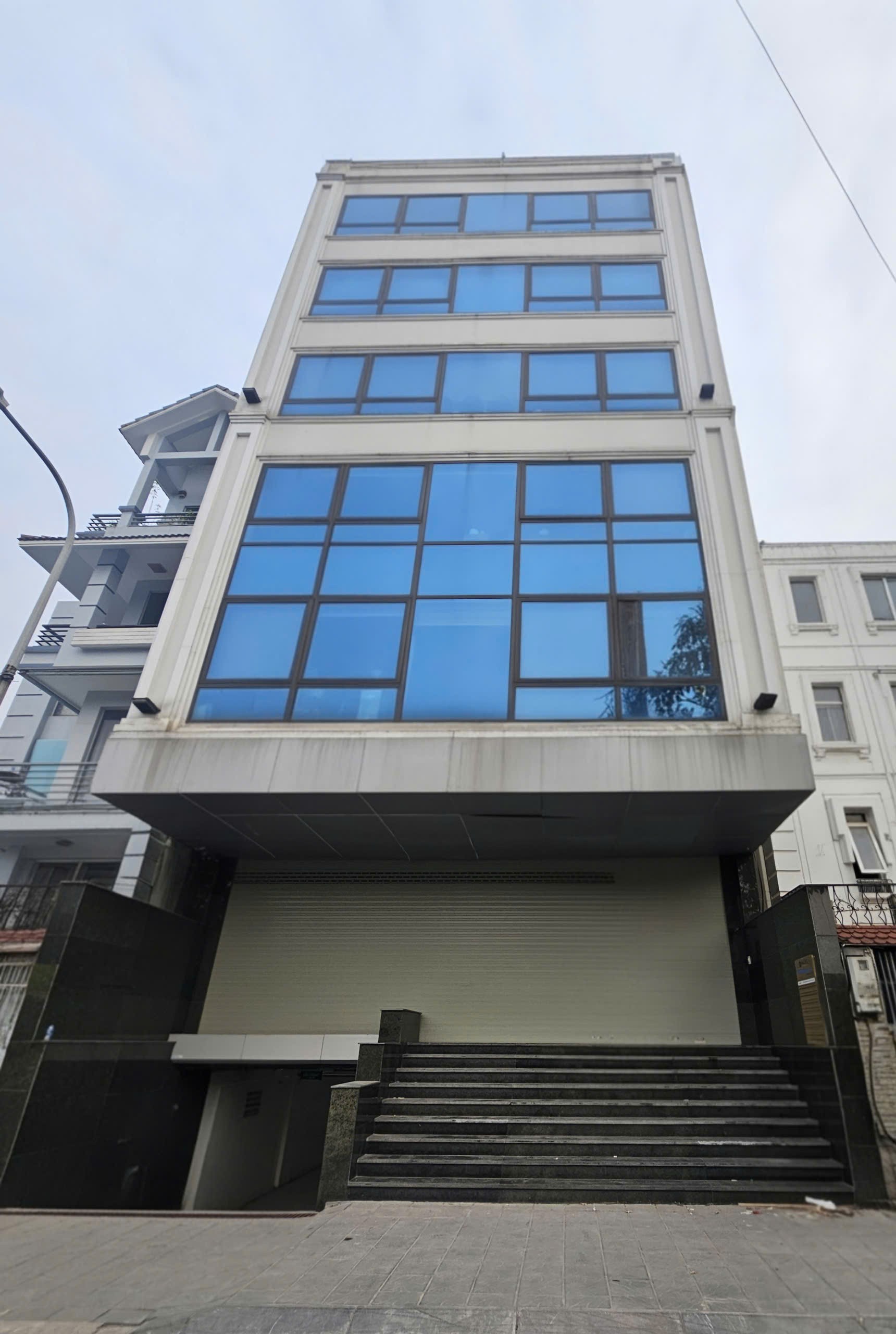 Cho thuê nhà, 134m2_ 6T; Hoàng Quốc Việt, Tô Hiệu, Nghĩa Tân -75 tr
