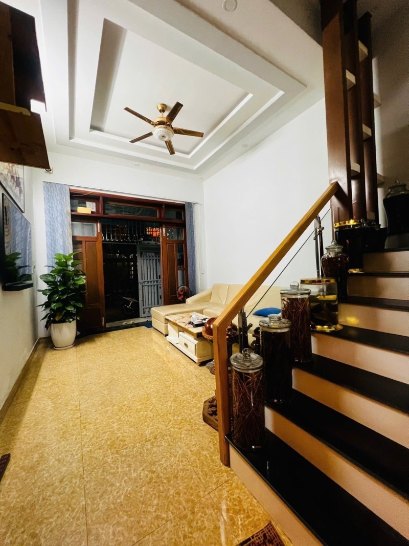 Bán nhà 3 tầng đường Chu Văn An, Hiệp Phú, Q9, Thủ Đức, TP HCM. DT  52m2, SHR, giá 6,38 tỷ. 2