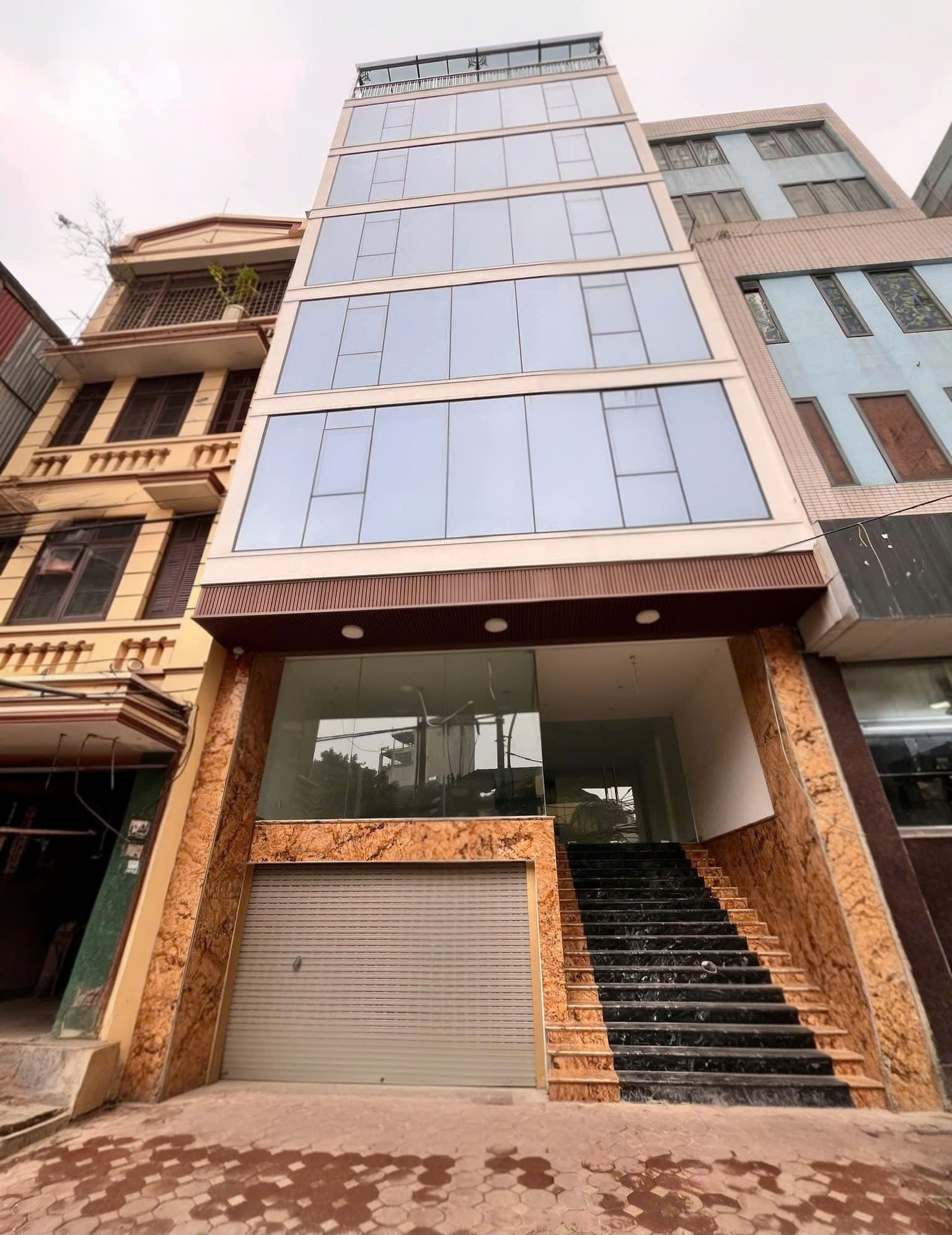 Tôi cho thuê nhà, 98m2- 7T, Duy Tân, Thành Thái, Trần Thái Tông -47 tr