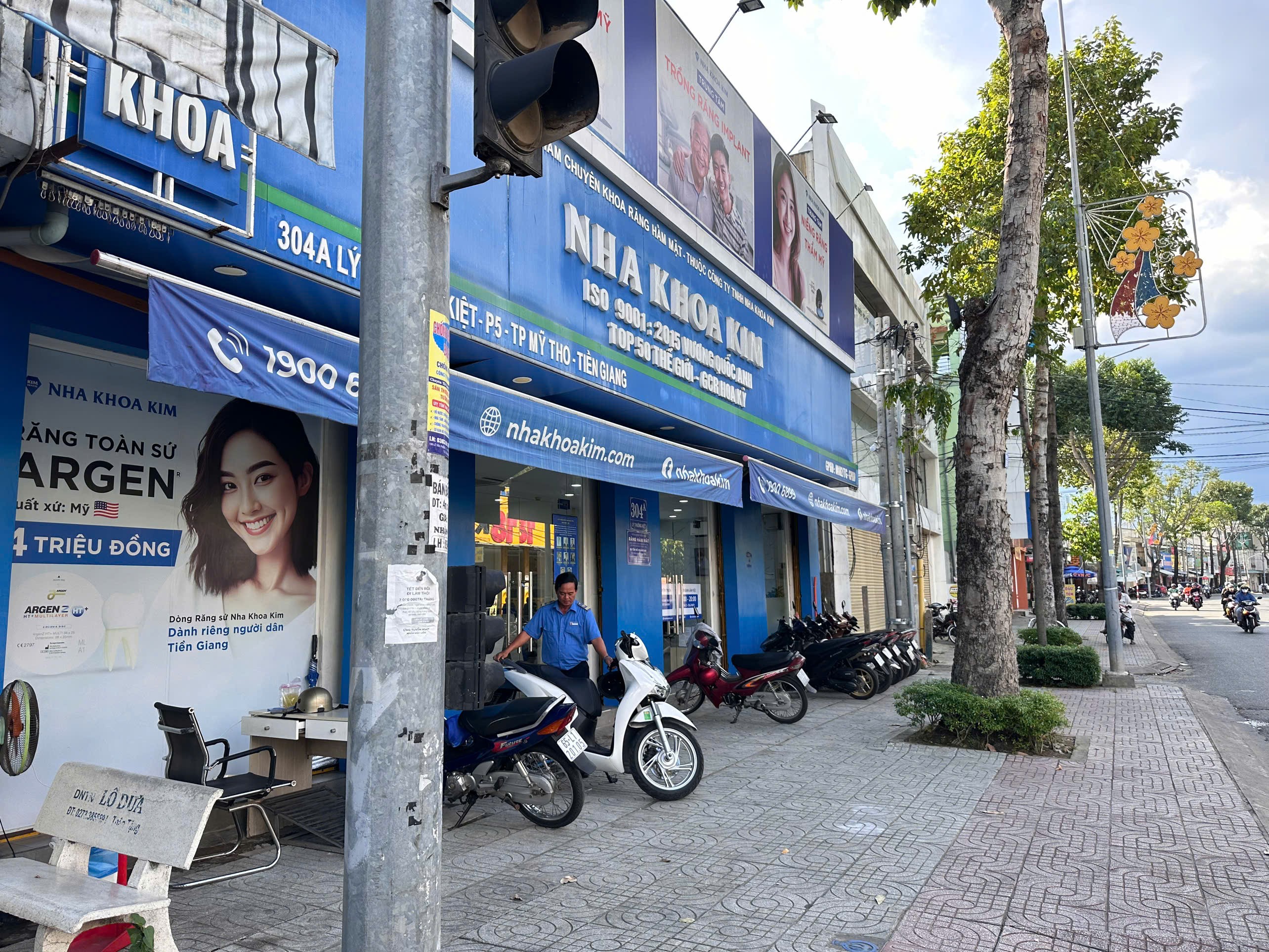 CHÍNH CHỦ CHO THUÊ NGUYÊN KHU MẶT BẰNG GÓC NGÃ BA TRUNG TÂM TP. MỸ THO – NGANG 15M – DT 315M² 2