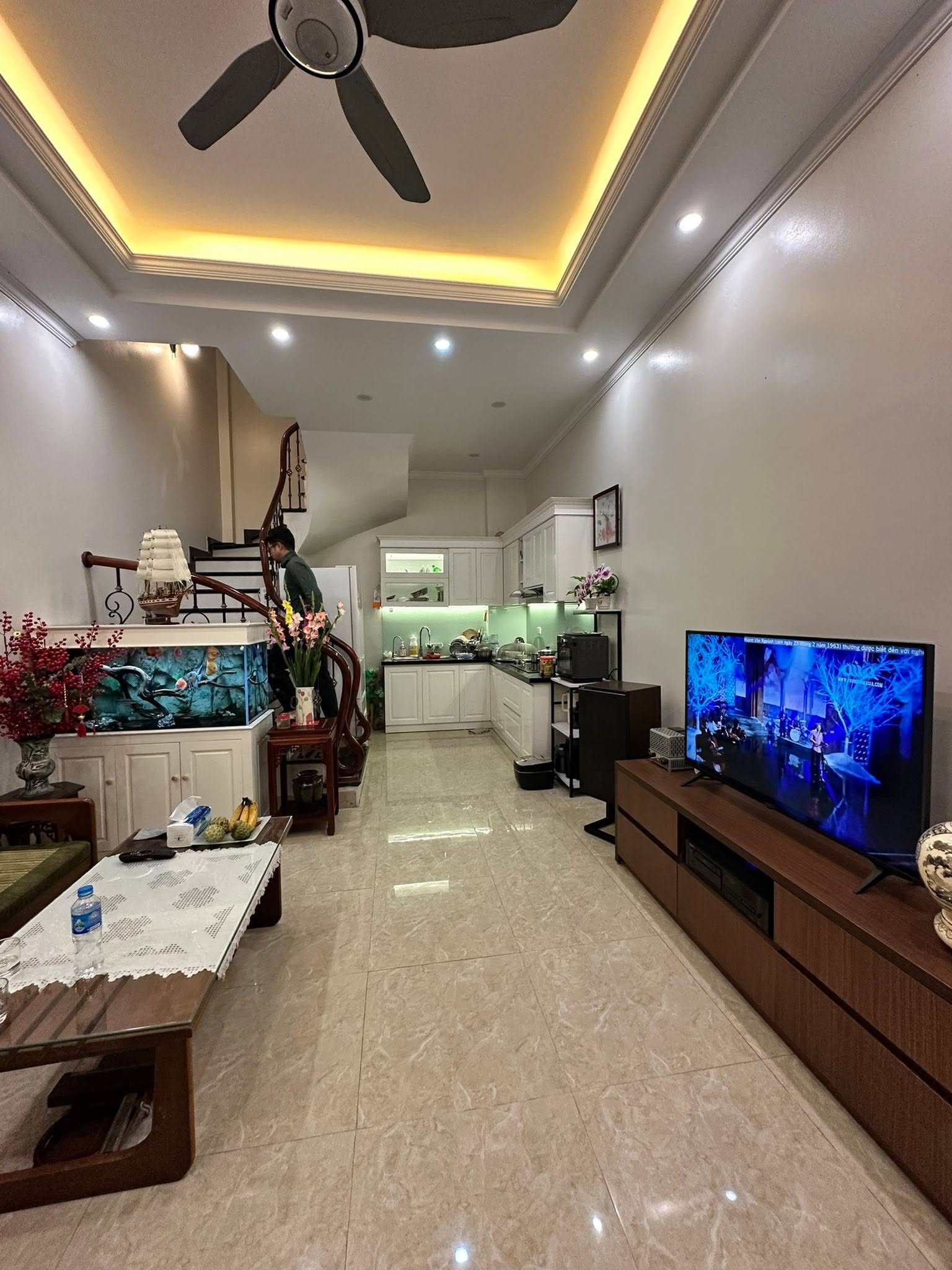 BÁN NHÀ PHÂN LÔ VIP KHUẤT DUY TIẾN, 41M2 4T, VỈA HÈ, OTO TRÁNH, Ở, KINH DOANH, VP, 16.X TỶ 3