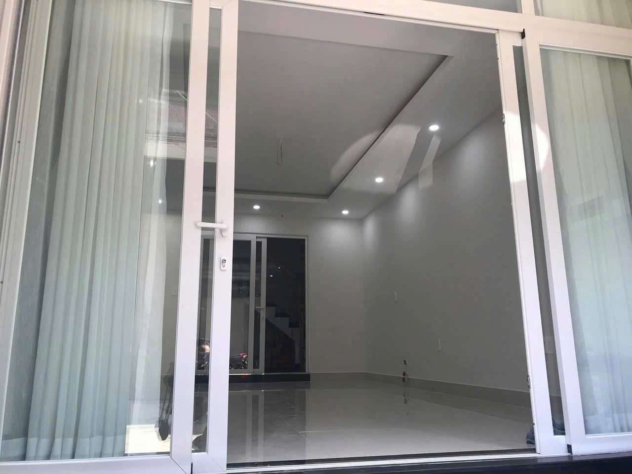 Cho thuê Nhà mặt tiền Bình Thạnh, Hồ Chí Minh, Diện tích 160m², Giá 25 Triệu/tháng 12