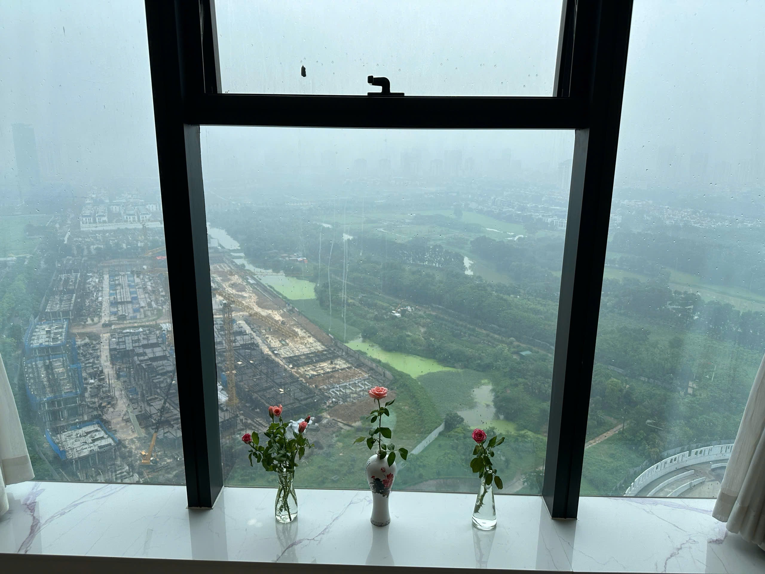 Căn hộ 2PN Sunshine City Full nội thất  View Công viên 66ha  Giá chỉ 10.2 tỷ 2