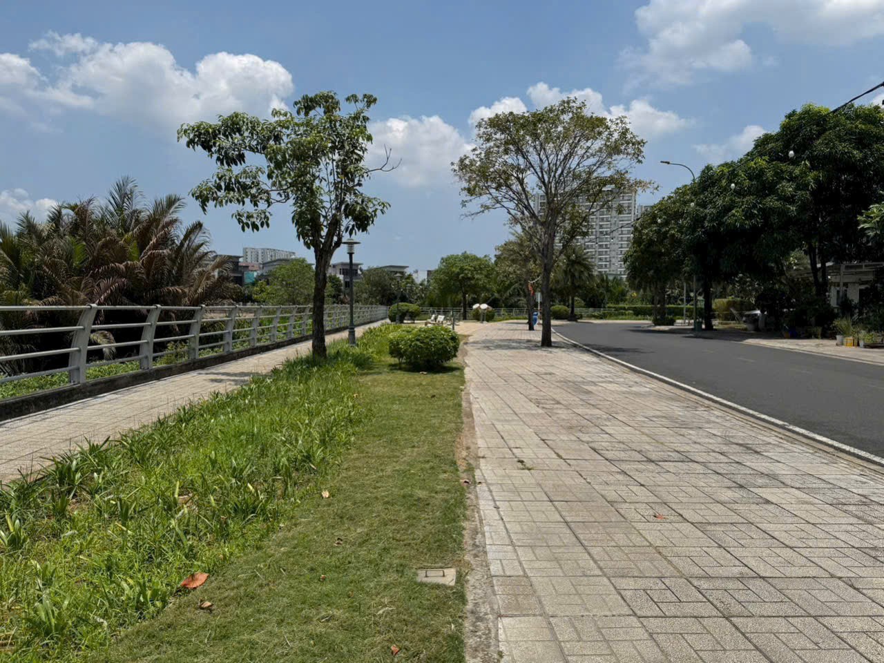 Cần bán Nhà mặt tiền Quận 9, Hồ Chí Minh, Diện tích 147m², Giá 18.1 Tỷ 6
