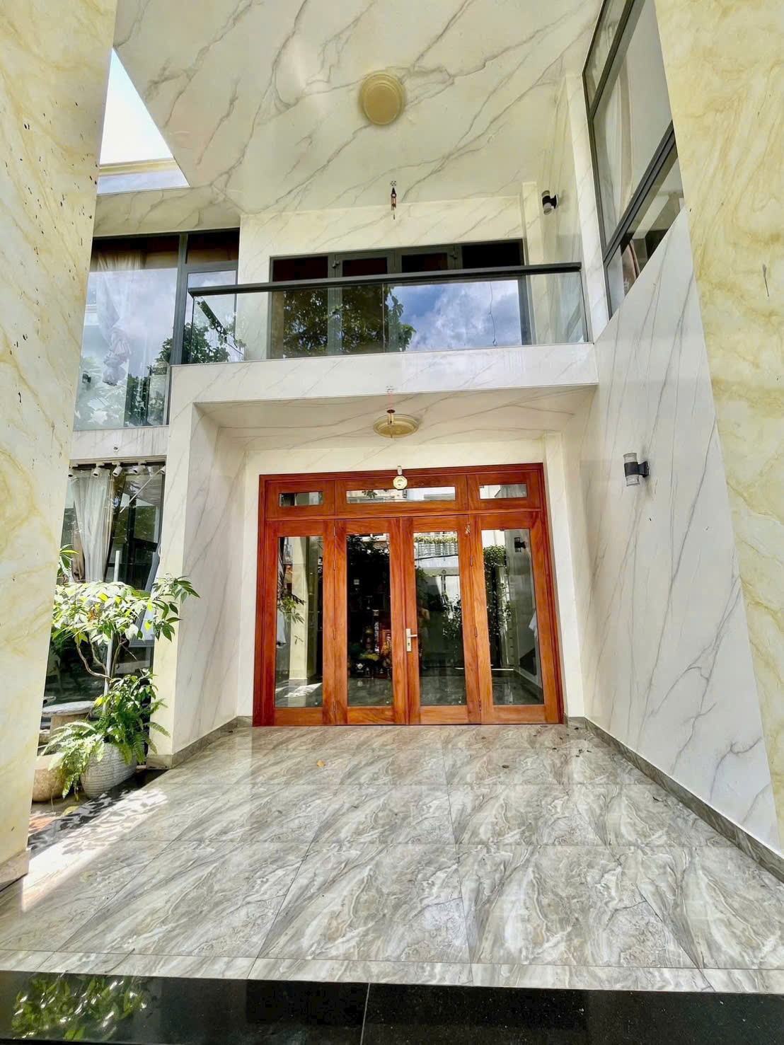 Cho thuê Biệt thự Phường An Phú, Quận 2, Diện tích 220m², Giá 60 Triệu/tháng 12