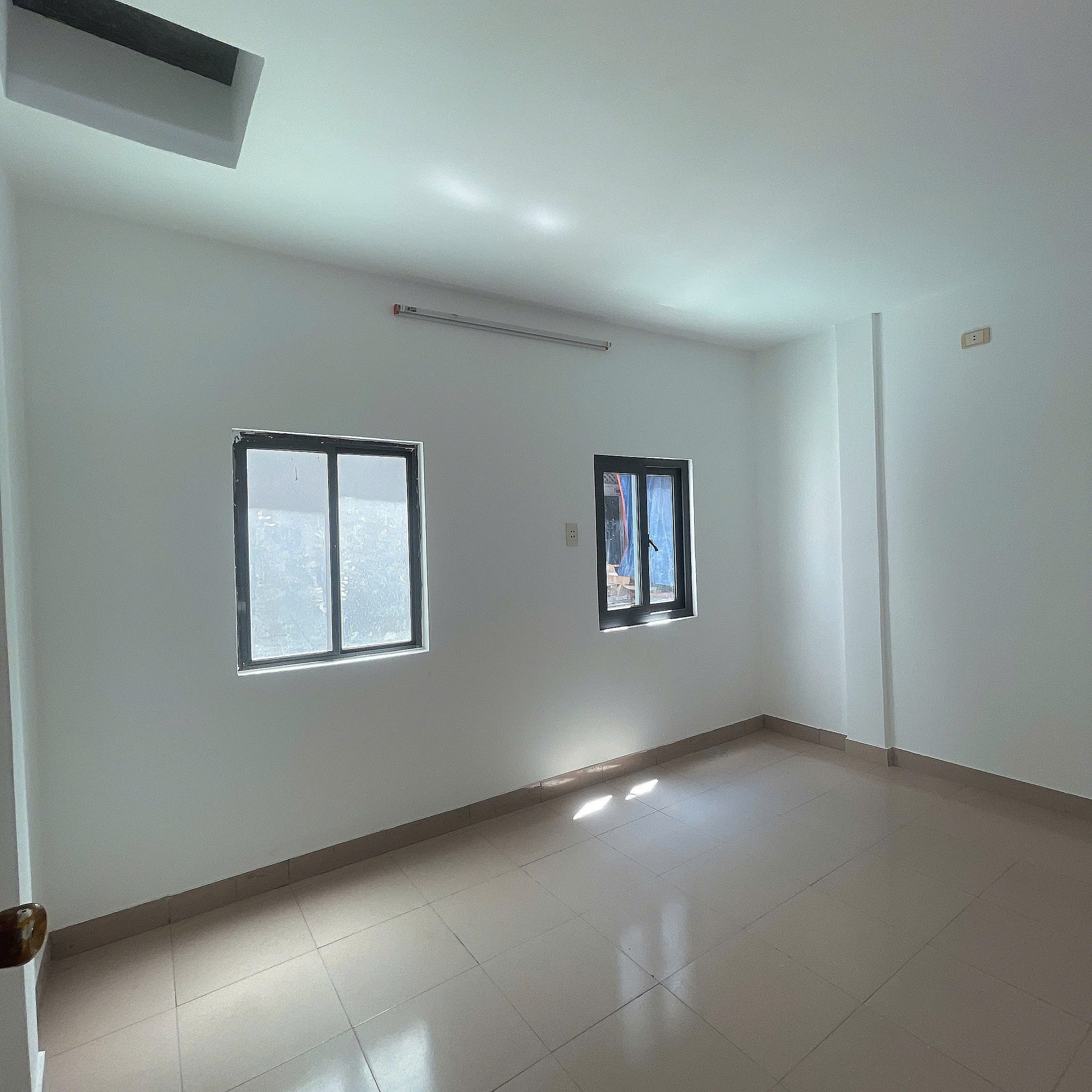 Bán nhà mặt tiền đường Thái Phiên Hải Châu Đà Nẵng chính chủ giá 12 tỷ dt 53 m2 3
