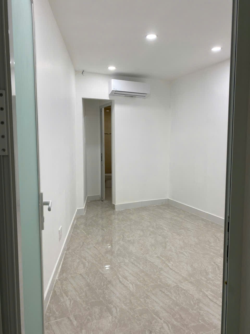 Cho thuê Nhà mặt tiền Phường Tân Định, Quận 1, Diện tích 80m², Giá 60 Triệu/tháng 13