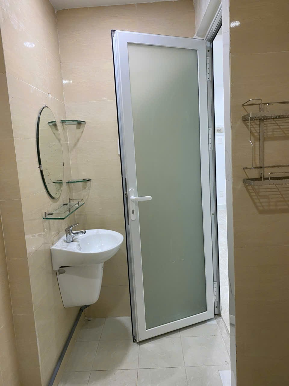 Cho thuê Nhà mặt tiền Phường Tân Định, Quận 1, Diện tích 80m², Giá 60 Triệu/tháng