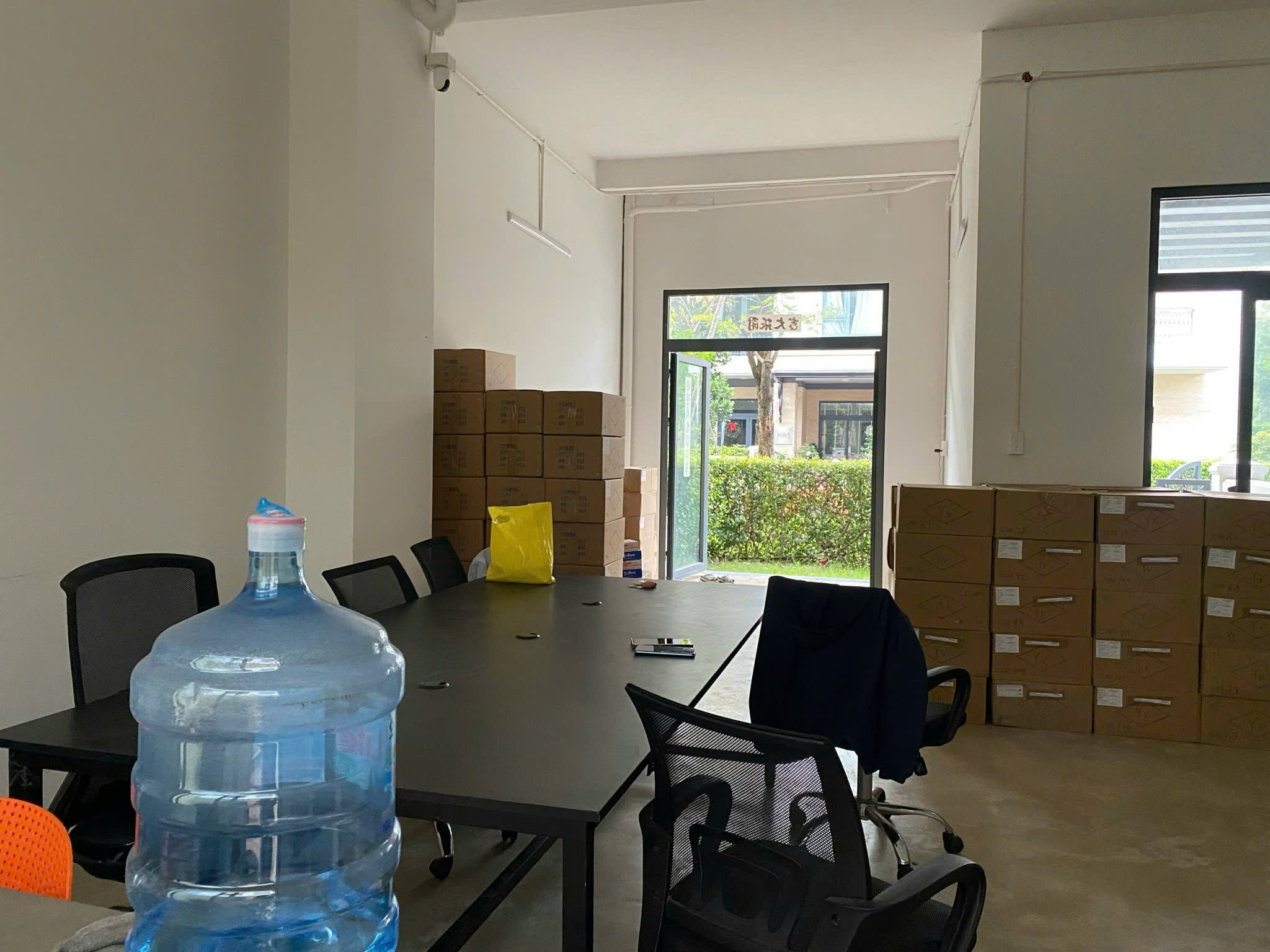 Cho thuê Nhà mặt tiền Phường Phú Hữu, Quận 9, Diện tích 102m², Giá 12 Triệu/tháng