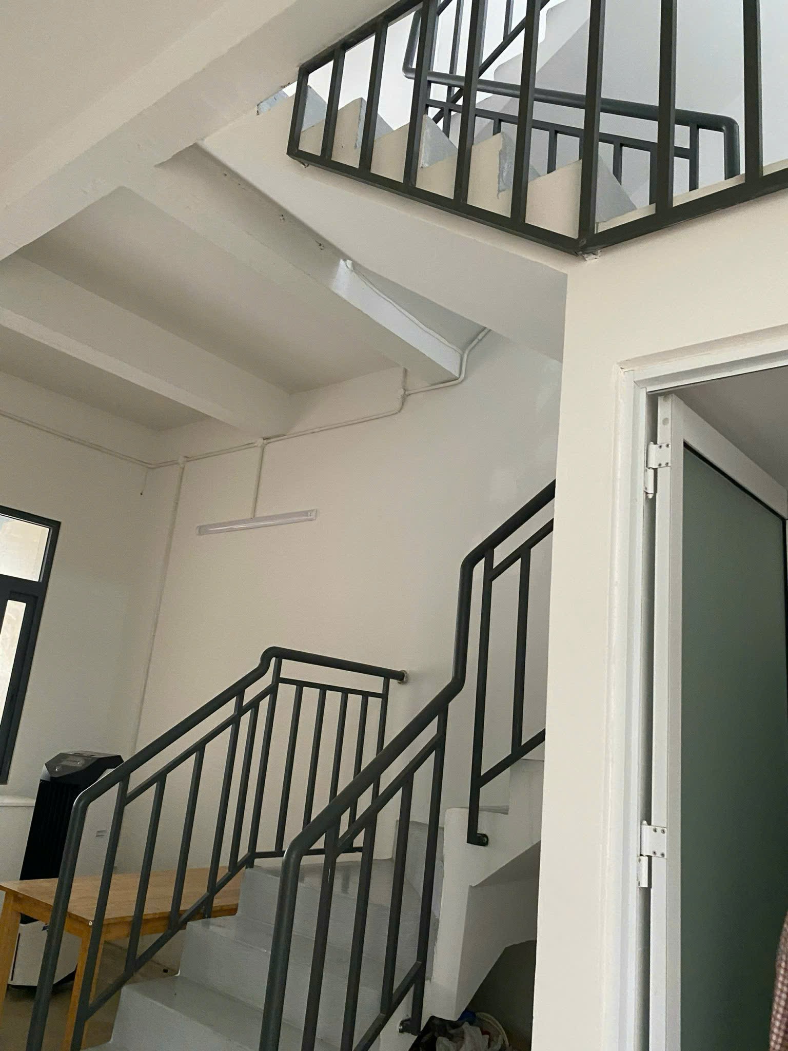 Cho thuê Nhà mặt tiền Phường Phú Hữu, Quận 9, Diện tích 102m², Giá 12 Triệu/tháng 8