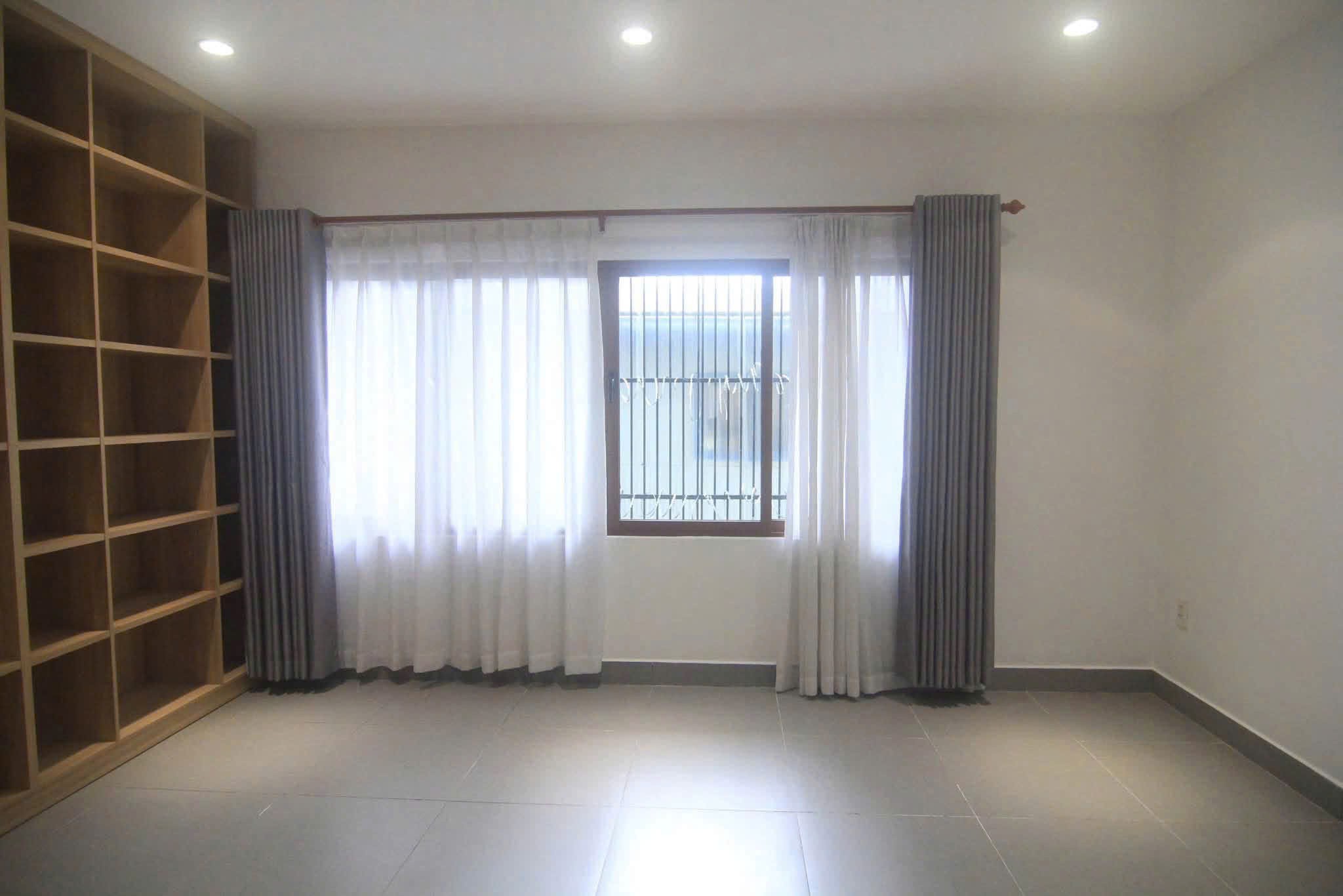 Cho thuê Nhà mặt tiền Phường Phú Hữu, Quận 9, Diện tích 100m², Giá 25 Triệu/tháng