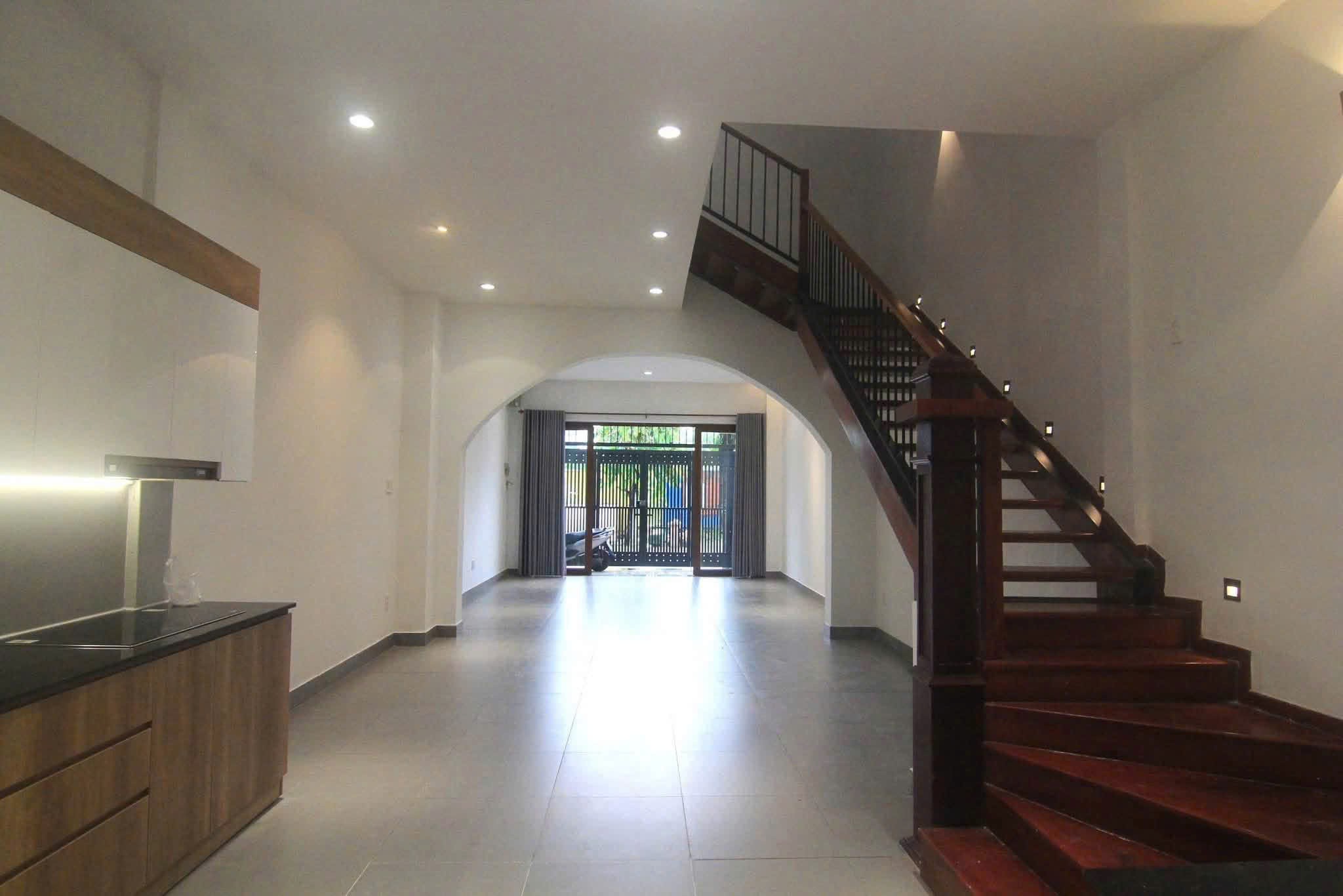 Cho thuê Nhà mặt tiền Phường Phú Hữu, Quận 9, Diện tích 100m², Giá 25 Triệu/tháng 8