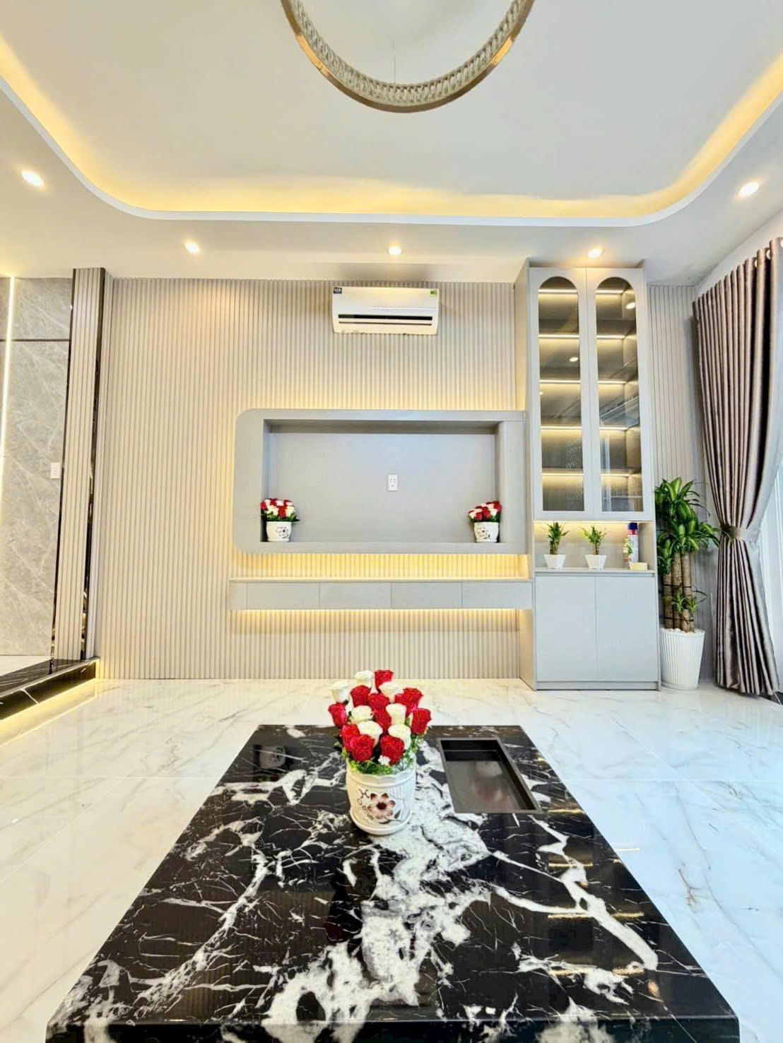 Nhà đẹp hẻm 1942 Huỳnh Tấn Phát, 4x14m, 5.8 tỷ, tặng nội thất tiền tỷ 2
