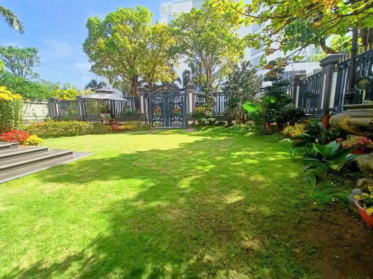 Cho thuê Biệt thự Phường Phú Mỹ, Quận 7, Diện tích 480m², Giá 119 Triệu/tháng 2