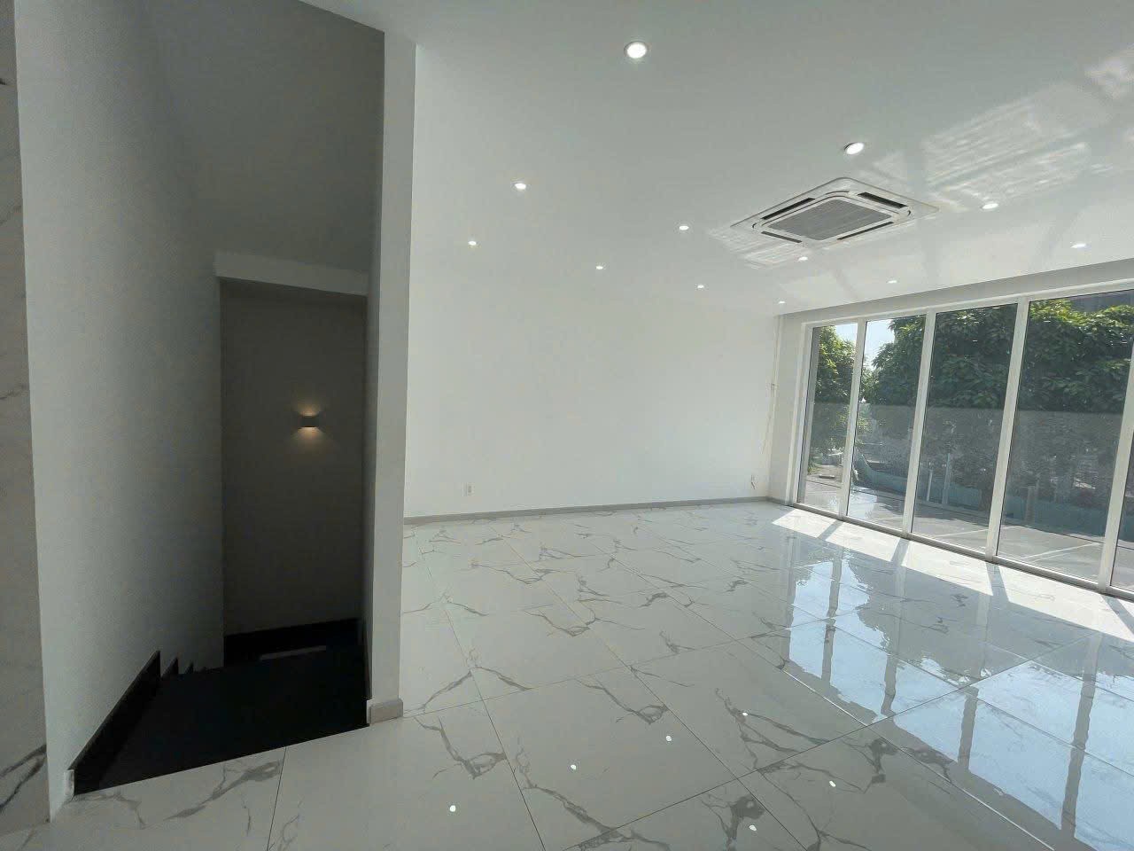 Cho thuê Văn phòng Phường Thủ Thiêm, Quận 2, Diện tích 85m², Giá 45 Triệu/tháng 2
