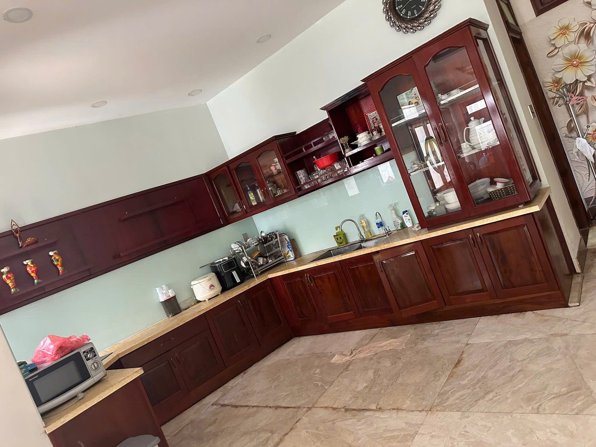 Cho thuê nhà mặt tiền Núi Thành Hải Châu Đà Nẵng dt đất 300m² – giá chỉ 30 tr 3