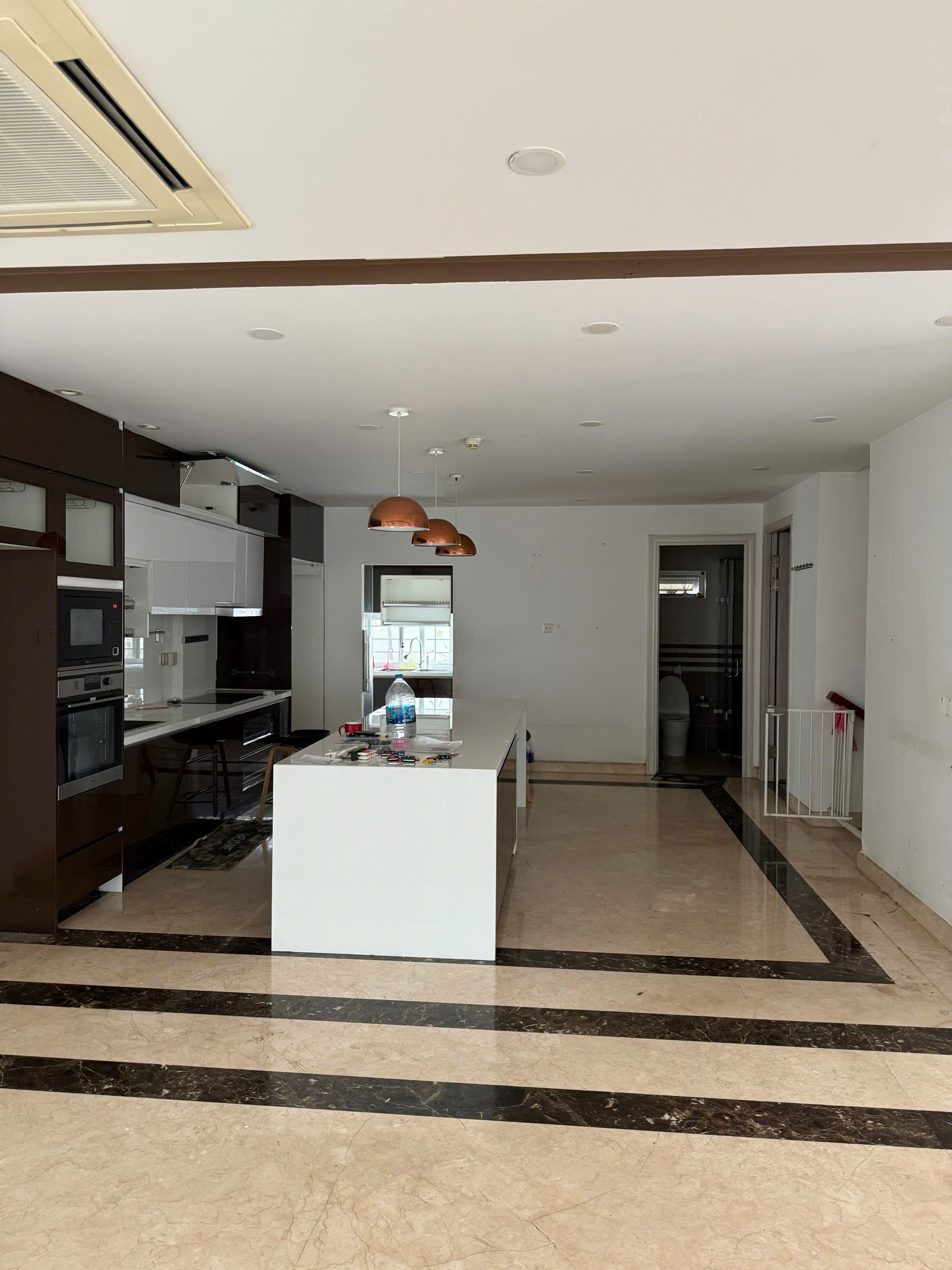 Cần bán Nhà mặt tiền Phường Cát Lái, Quận 2, Diện tích 300m², Giá 75 Tỷ 6
