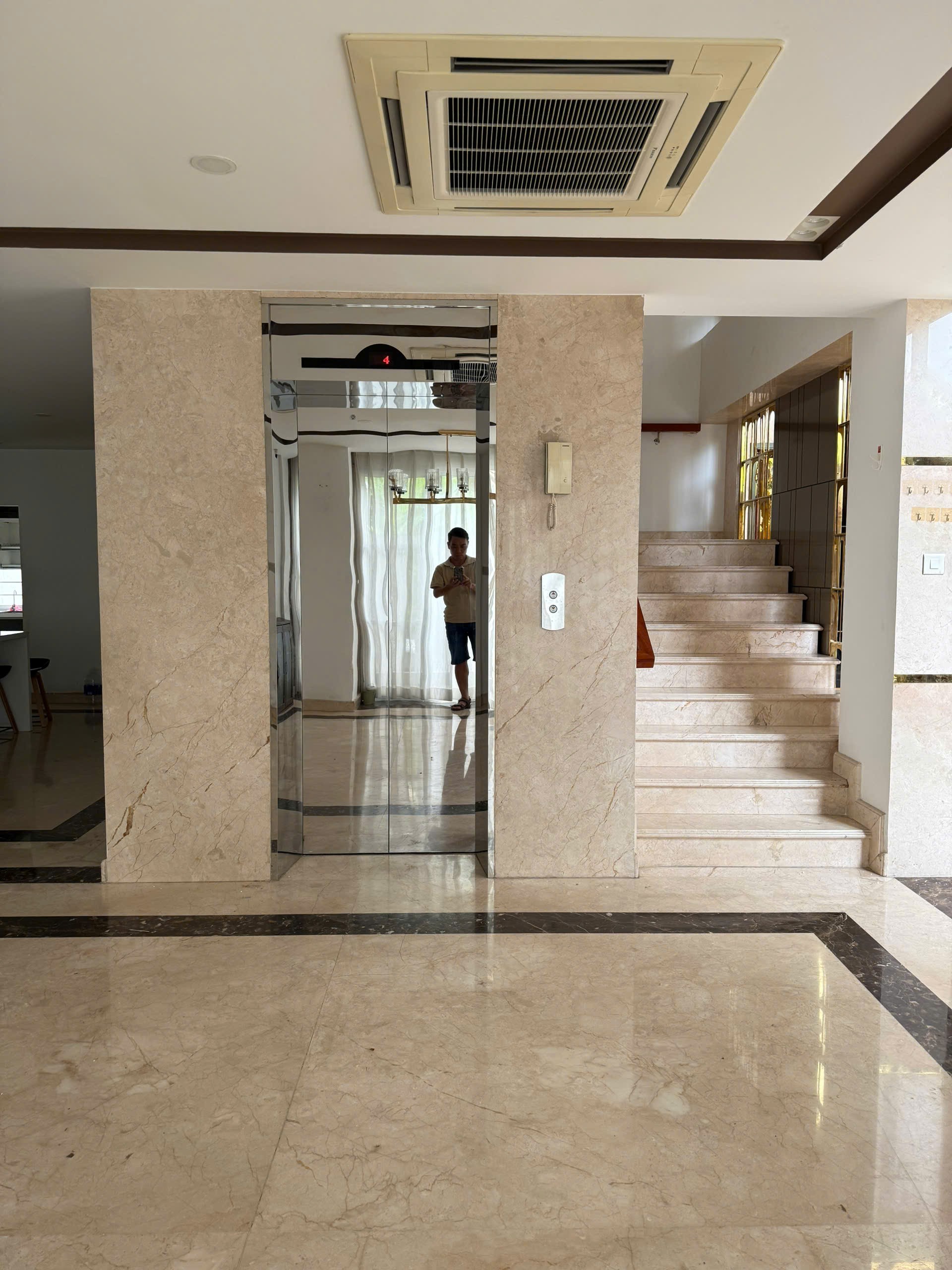 Cần bán Nhà mặt tiền Phường Cát Lái, Quận 2, Diện tích 300m², Giá 75 Tỷ 2