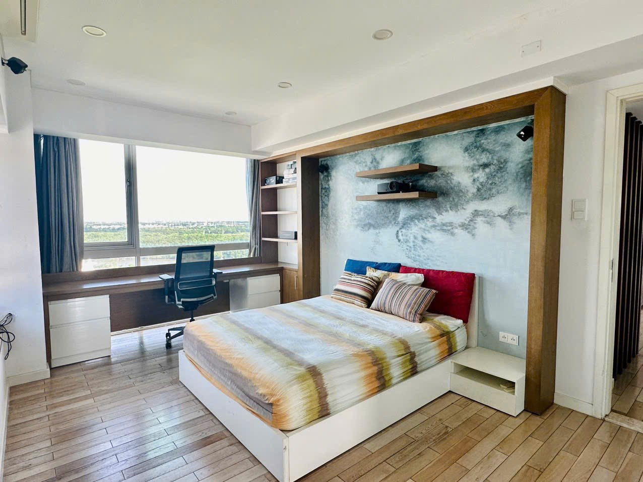 Cho thuê Căn hộ chung cư Phường Phú Mỹ, Quận 7, Diện tích 330m², Giá Thương lượng 6