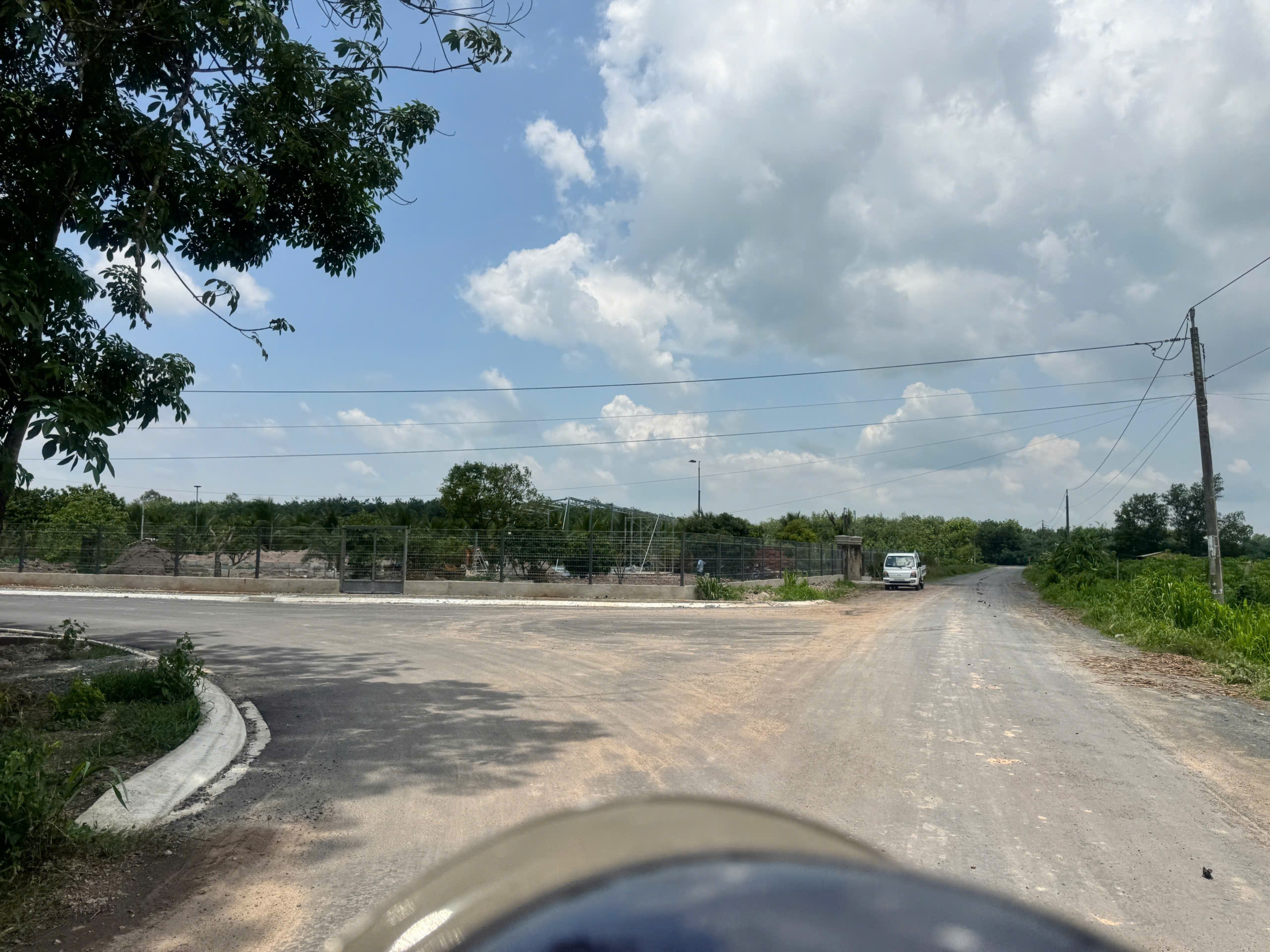 Cần bán nhanh khu đất vườn TT Chơn thành-TP Đồng Nai, dt 750m2 có sẵn 150 m2 thổ cư giá thương lượn 4
