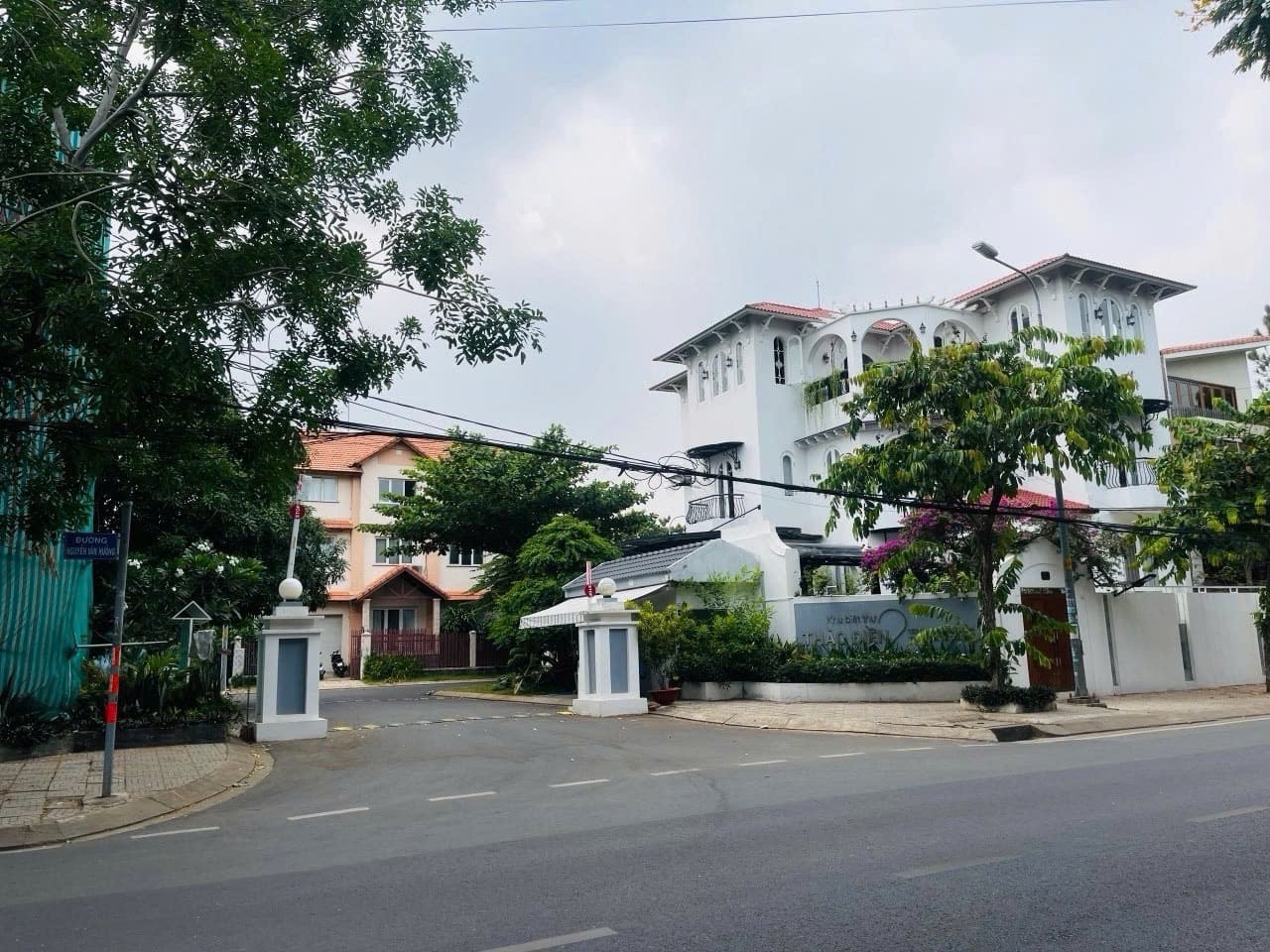 Cần bán Biệt thự Phường Thảo Điền, Quận 2, Diện tích 370m², Giá 135 Tỷ 6