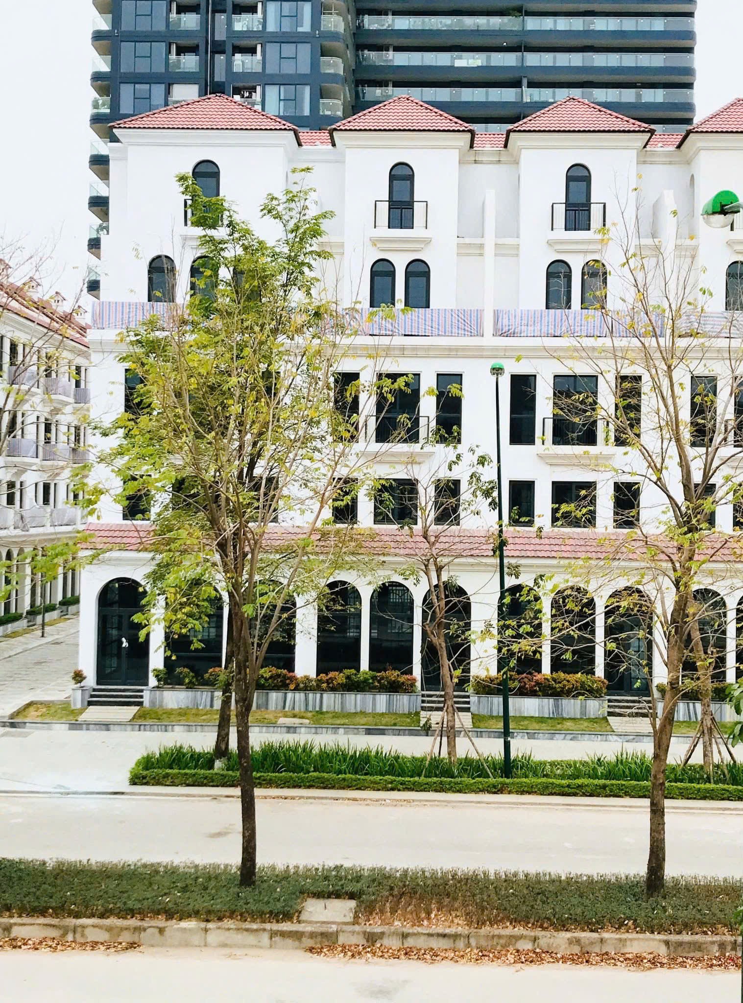 Bán SH Mặt Đ.21m Sunshine Golden River  Trục Chính Kết Nối Ciputra – Lotte Mall – Hồ Tây  Sổ Đỏ.