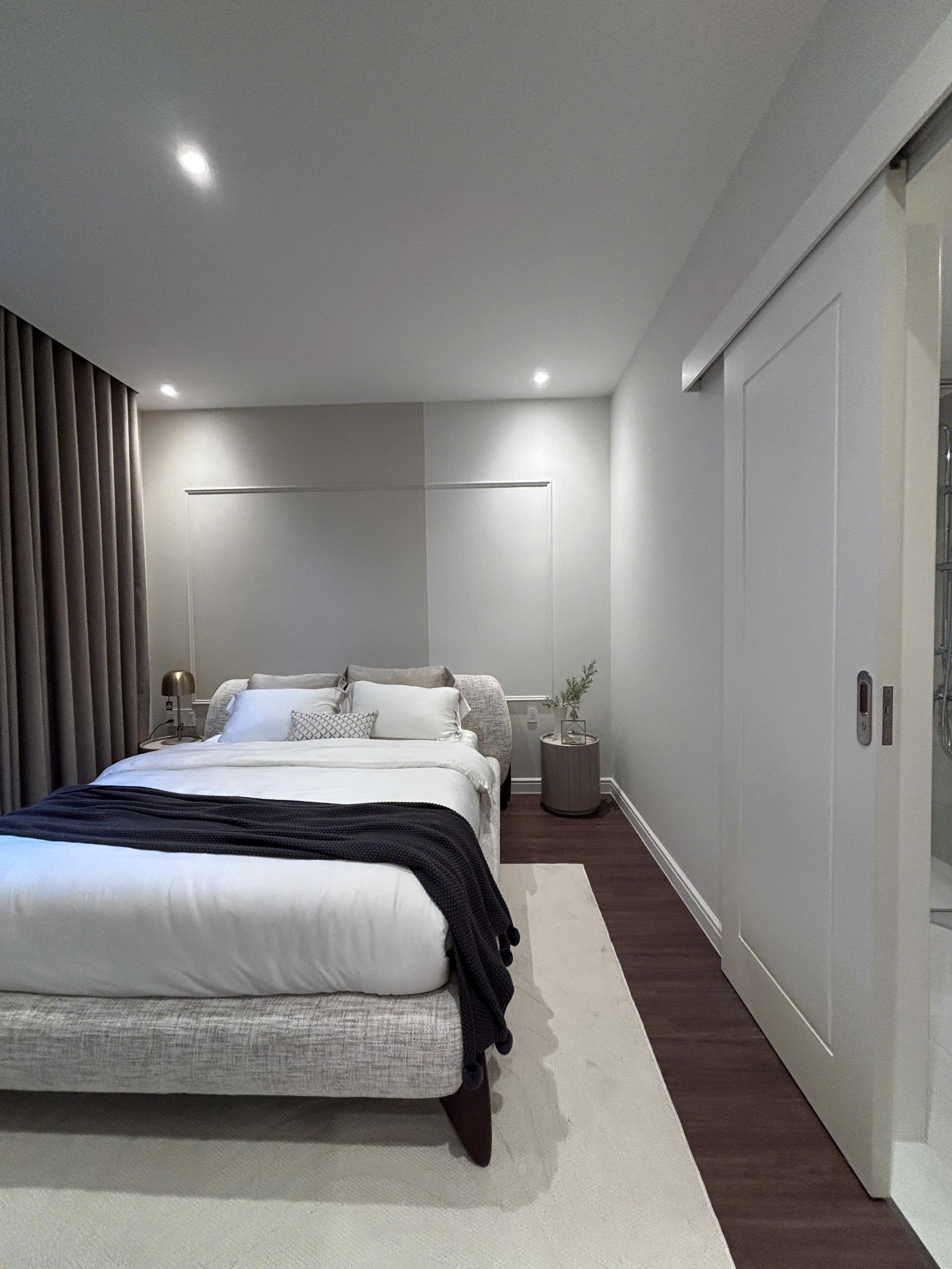Cho thuê Biệt thự Phường Phú Hữu, Quận 9, Diện tích 200m², Giá Thương lượng 8