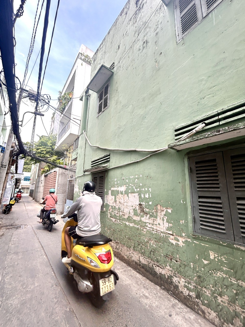 BÁN NHÀ CĂN GÓC 2MT- 10M RA Đ.XE TẢI TÔN THẤT THUYẾT- GIAO THƯƠNG NGUYỄN THẦN HIẾN VÀ BẾN VÂN ĐỒN. 3