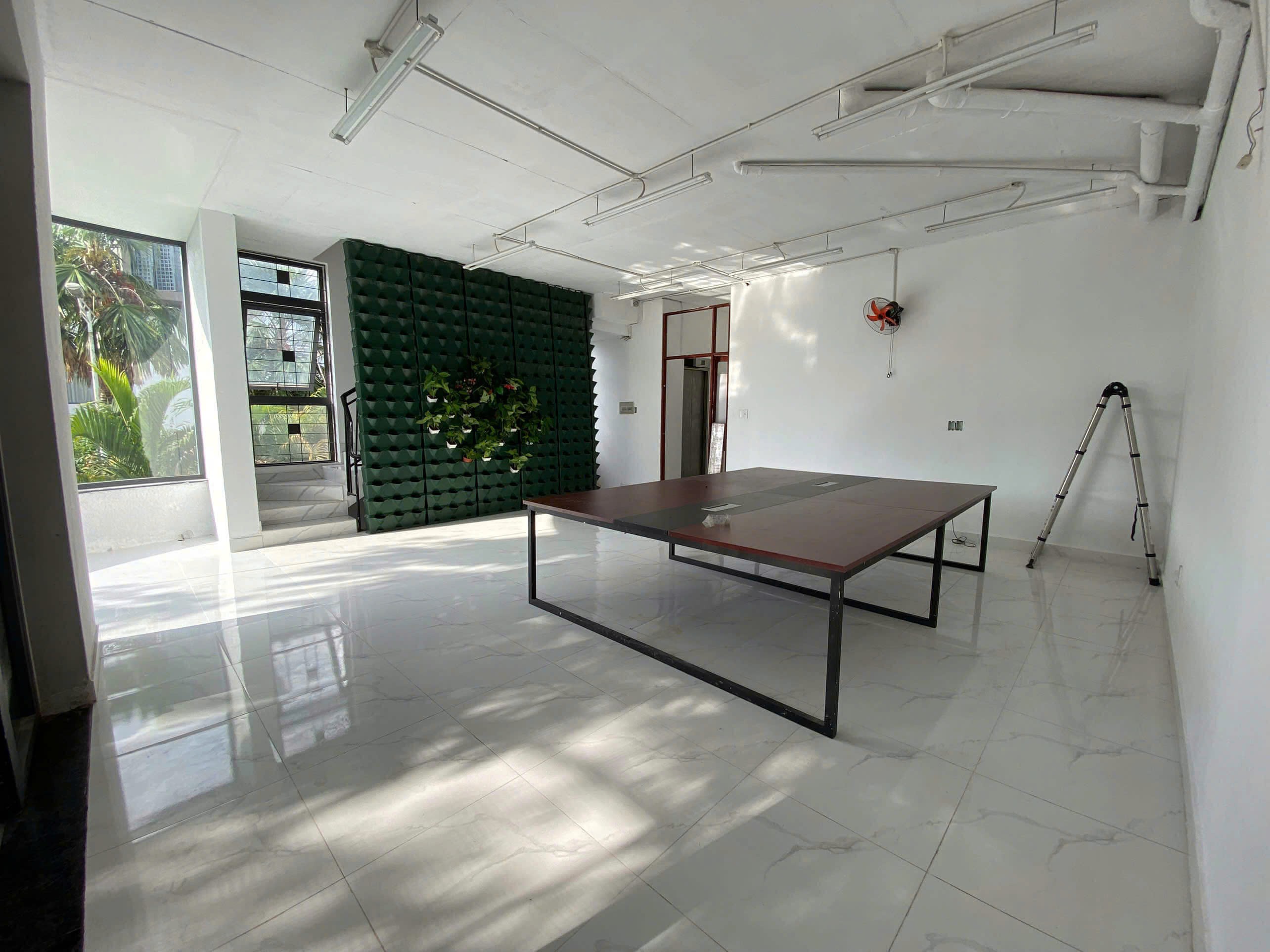 Cho thuê Văn phòng Phường Thủ Thiêm, Quận 2, Diện tích 220m², Giá 20 Triệu/tháng