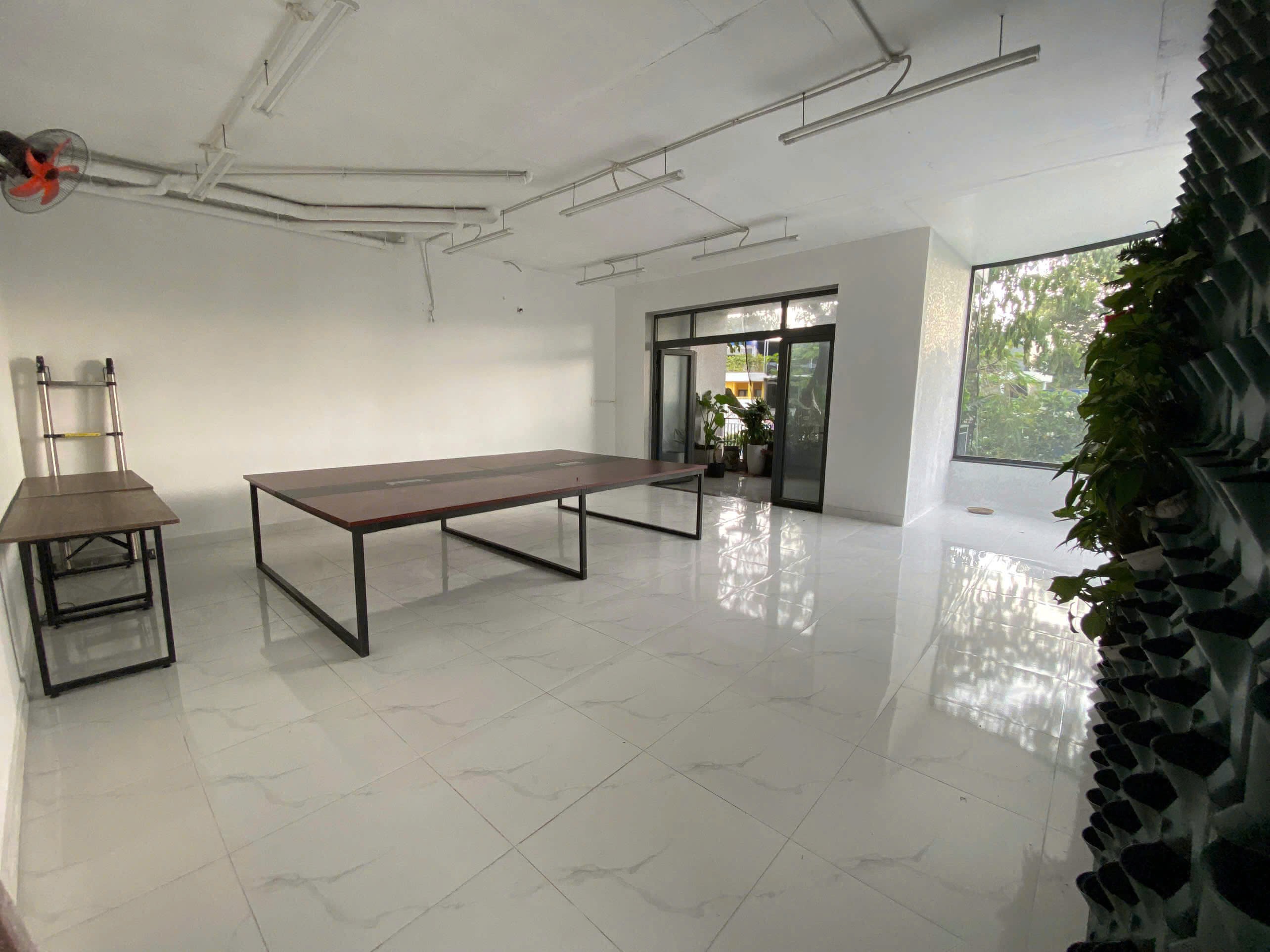 Cho thuê Văn phòng Phường Thủ Thiêm, Quận 2, Diện tích 220m², Giá 20 Triệu/tháng 2