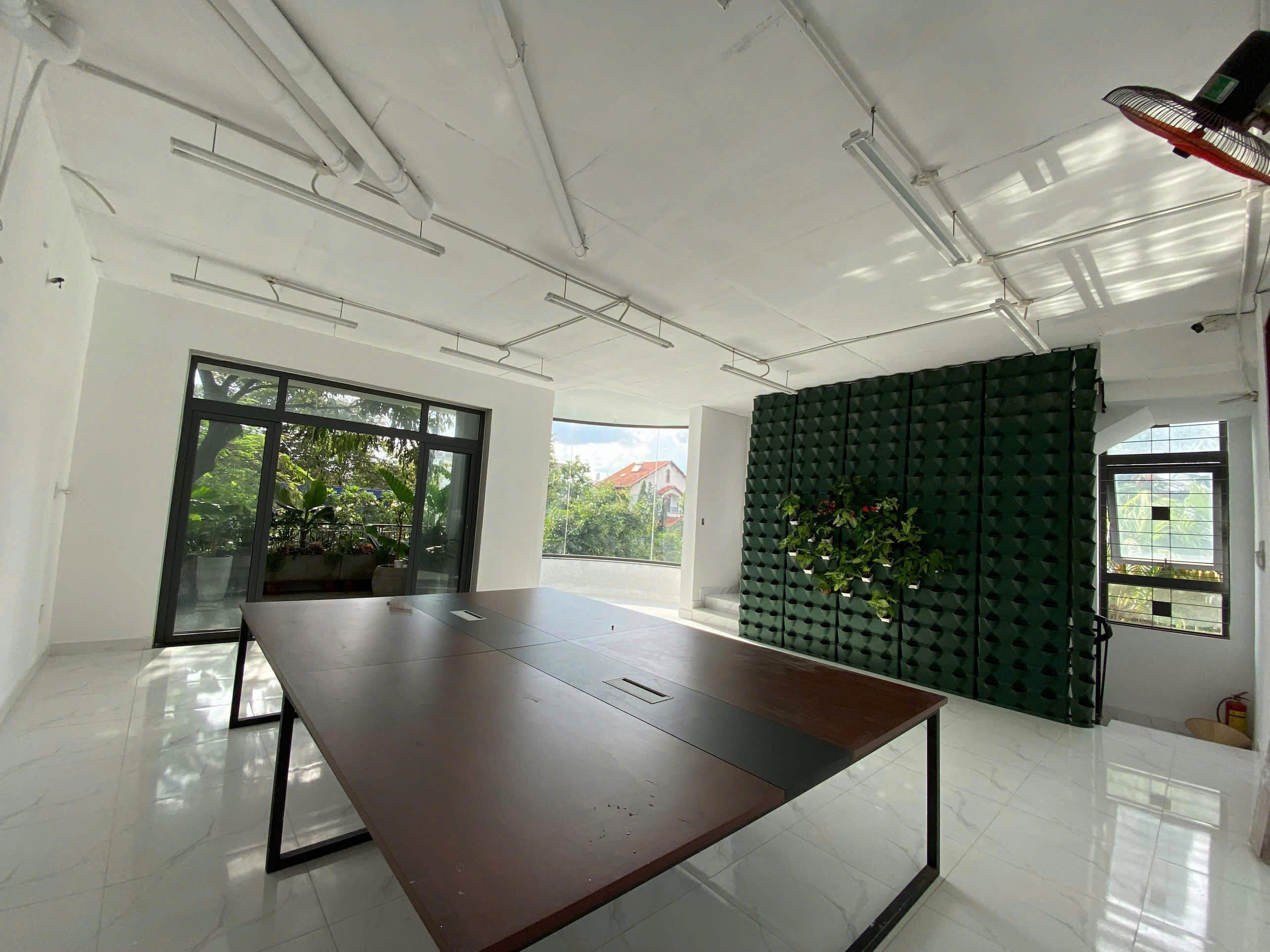 Cho thuê Văn phòng Phường Thủ Thiêm, Quận 2, Diện tích 220m², Giá 20 Triệu/tháng 7
