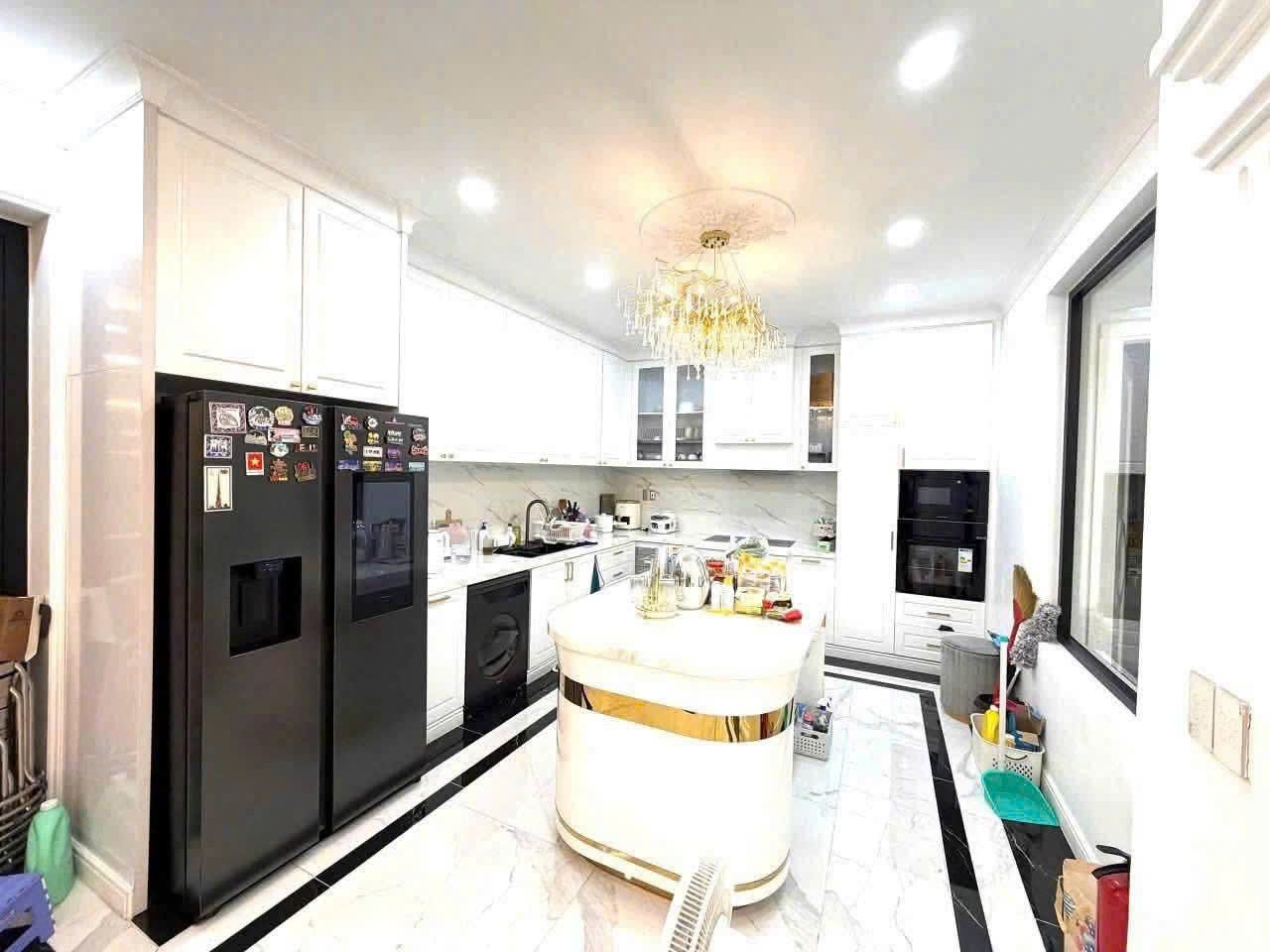 Cần bán Biệt thự Phường An Khánh, Quận 2, Diện tích 184m², Giá 57 Tỷ 4