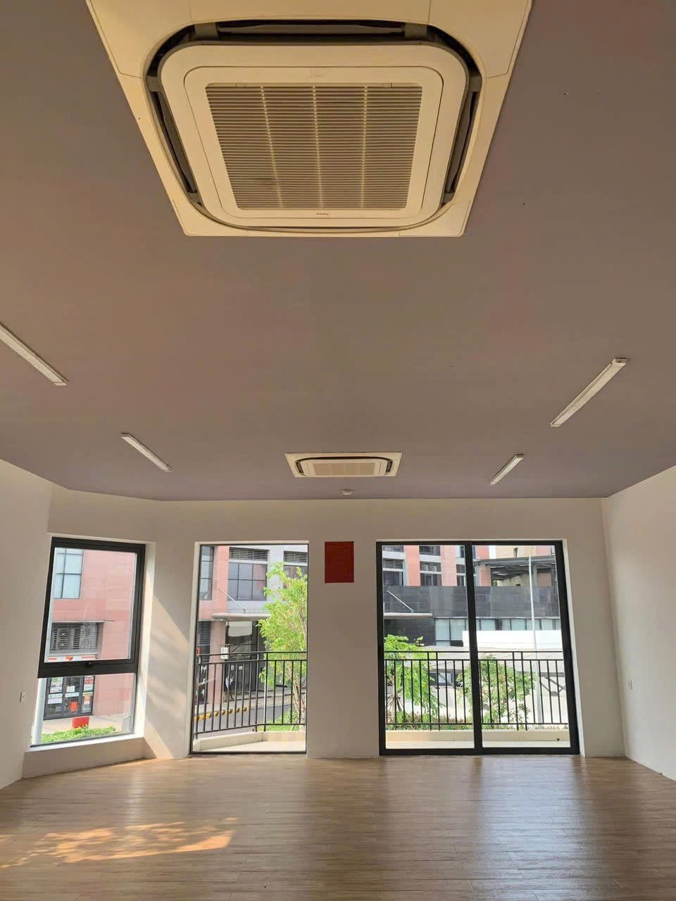 Cho thuê Nhà mặt tiền Phường Bình Trưng Đông, Quận 2, Diện tích 575m², Giá 55 Triệu/tháng