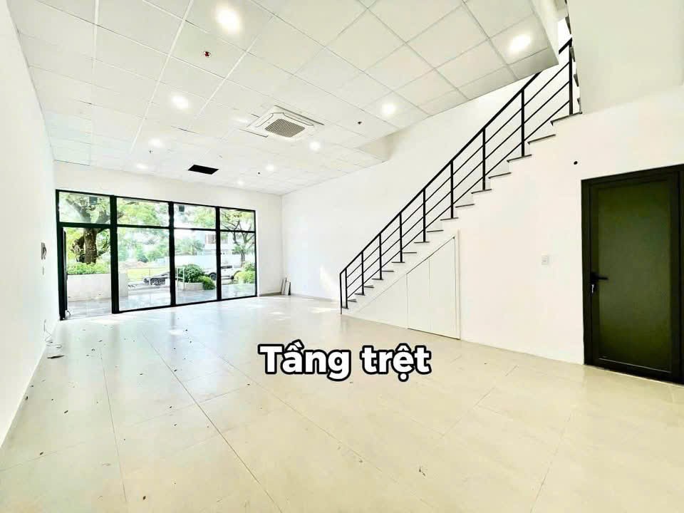 Cần bán Nhà mặt tiền Phường  Thạnh Mỹ Lợi, Quận 2, Diện tích 109m², Giá 010 Tỷ 4