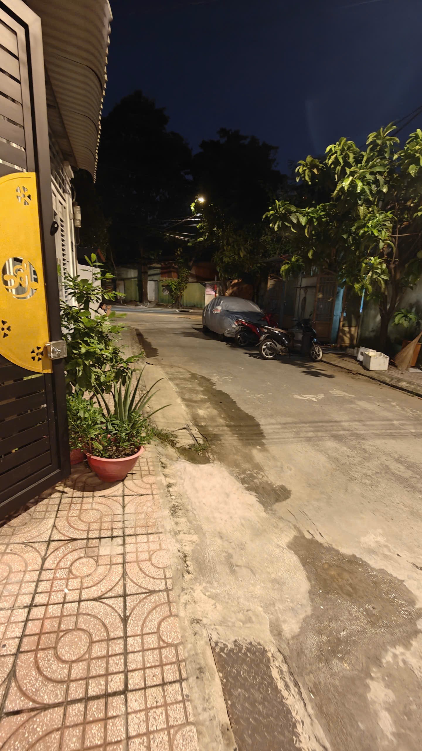 Cần bán Nhà mặt tiền Phường Hiệp Phú, Quận 9, Diện tích 71m², Giá 09.5 Tỷ