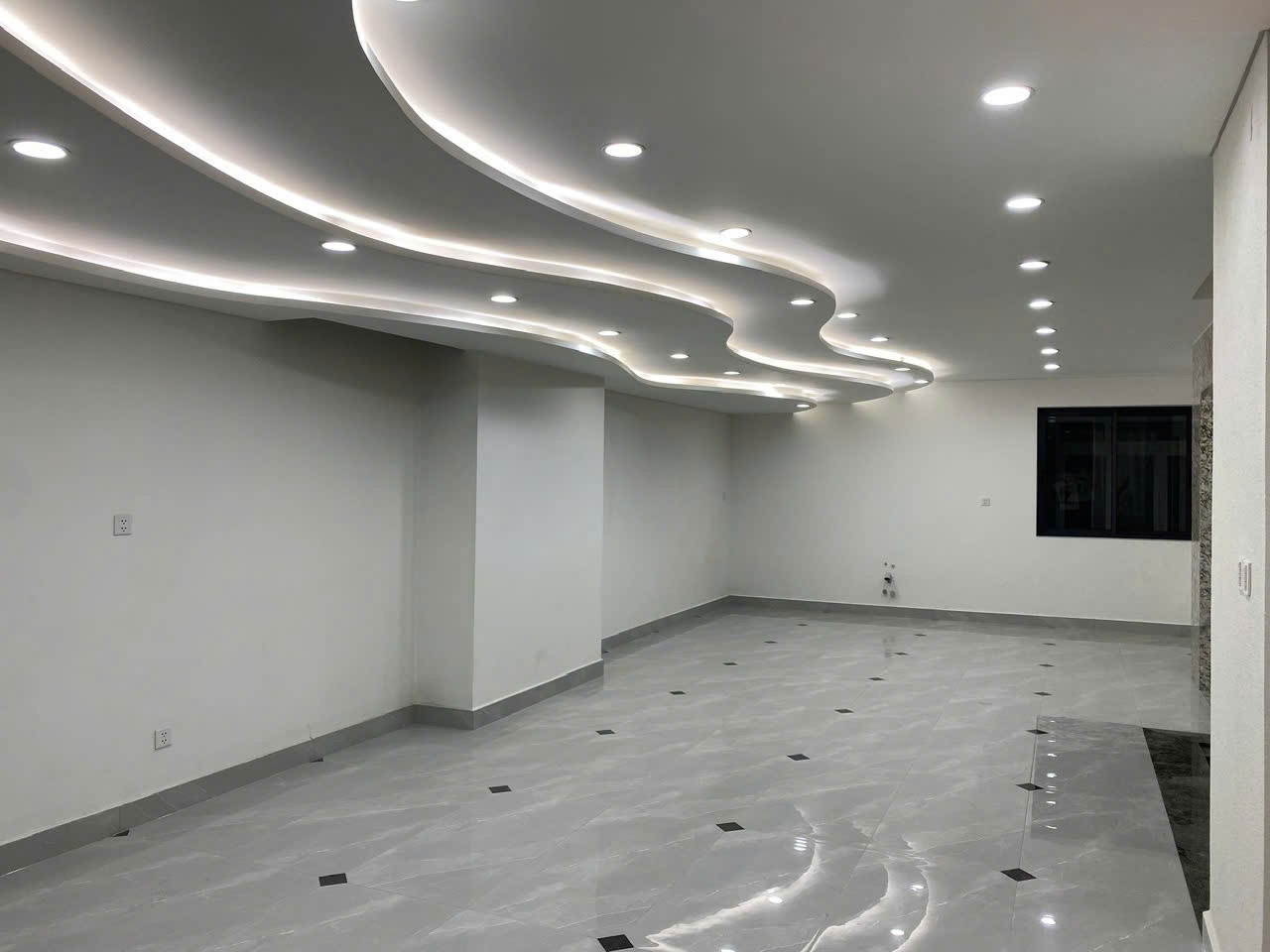 Cho thuê Văn phòng Phường  Thạnh Mỹ Lợi, Quận 2, Diện tích 600m², Giá 110 Triệu/tháng 2