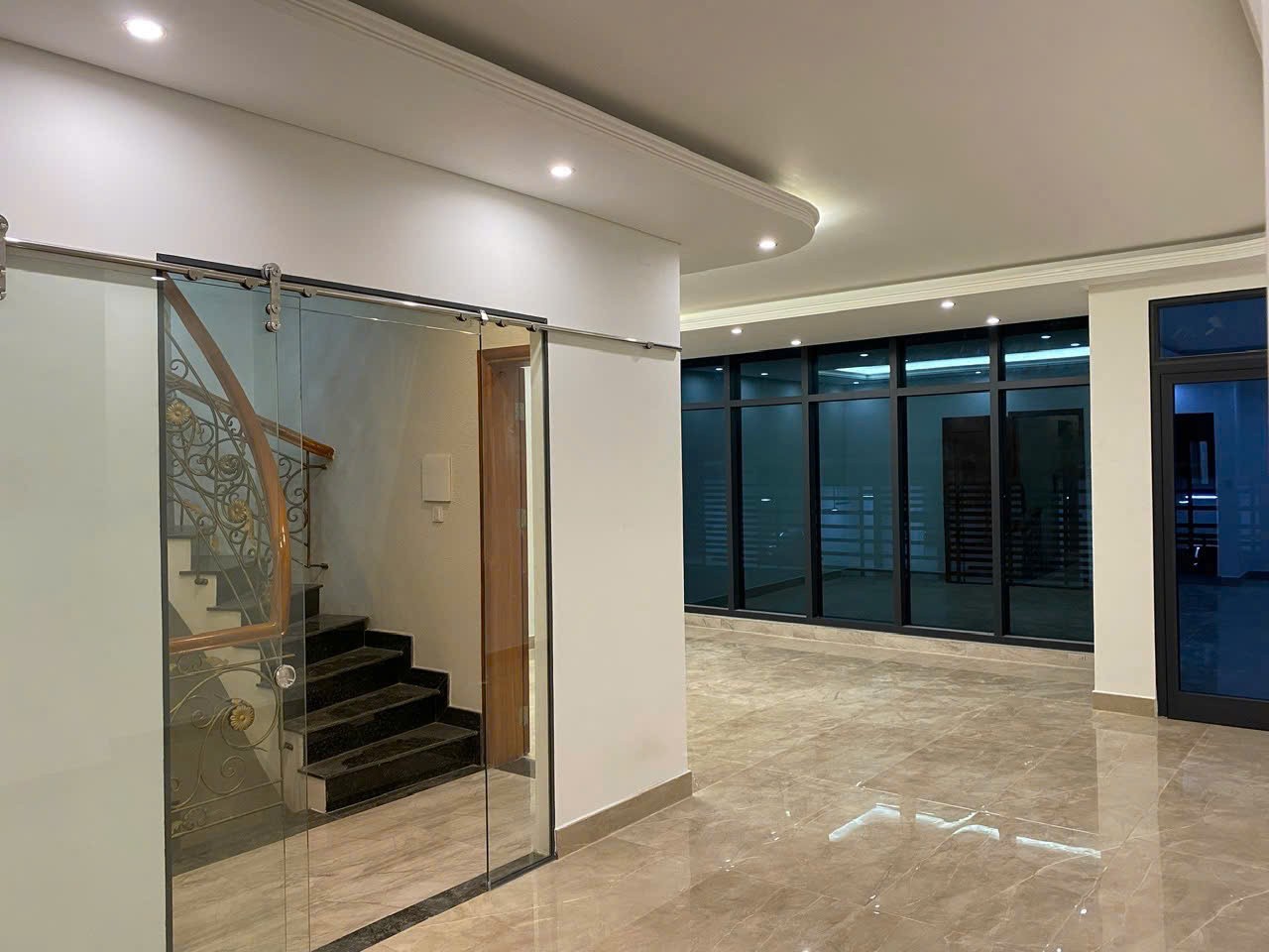 Cho thuê Văn phòng Phường  Thạnh Mỹ Lợi, Quận 2, Diện tích 600m², Giá 110 Triệu/tháng 4