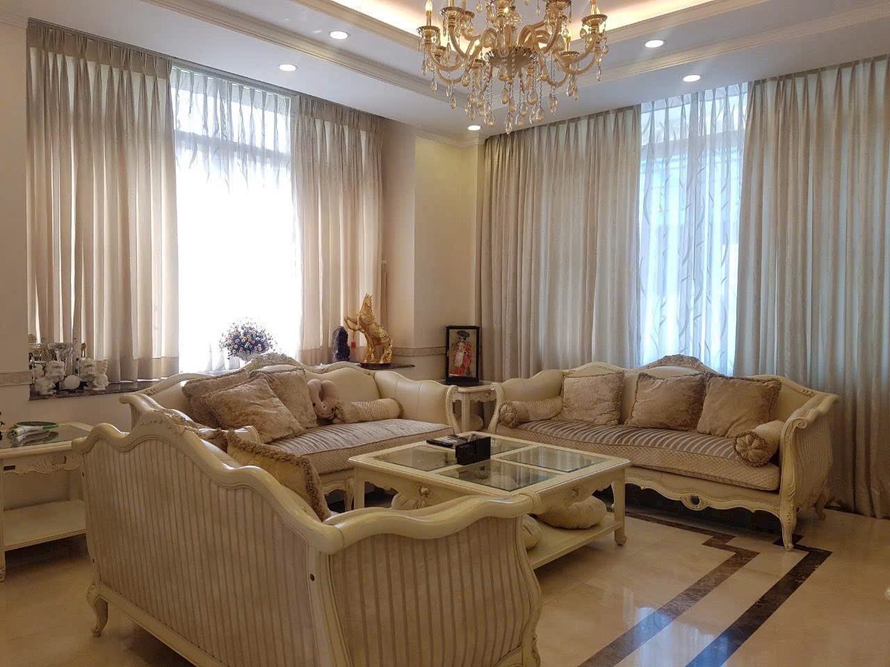 Cho thuê Biệt thự Phường Phú Mỹ, Quận 7, Diện tích 275m², Giá 100 Triệu/tháng
