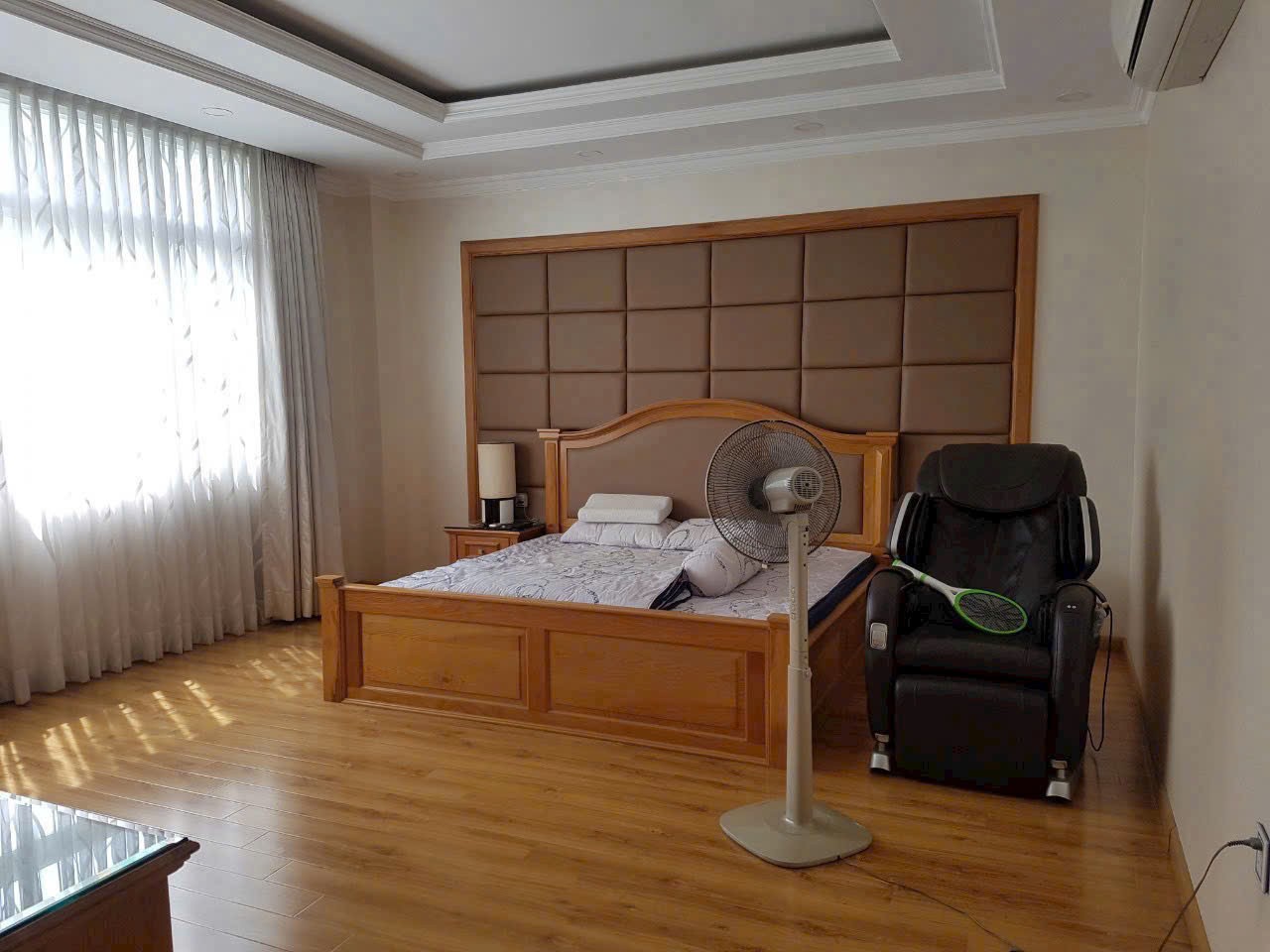 Cho thuê Biệt thự Phường Phú Mỹ, Quận 7, Diện tích 275m², Giá 100 Triệu/tháng 12